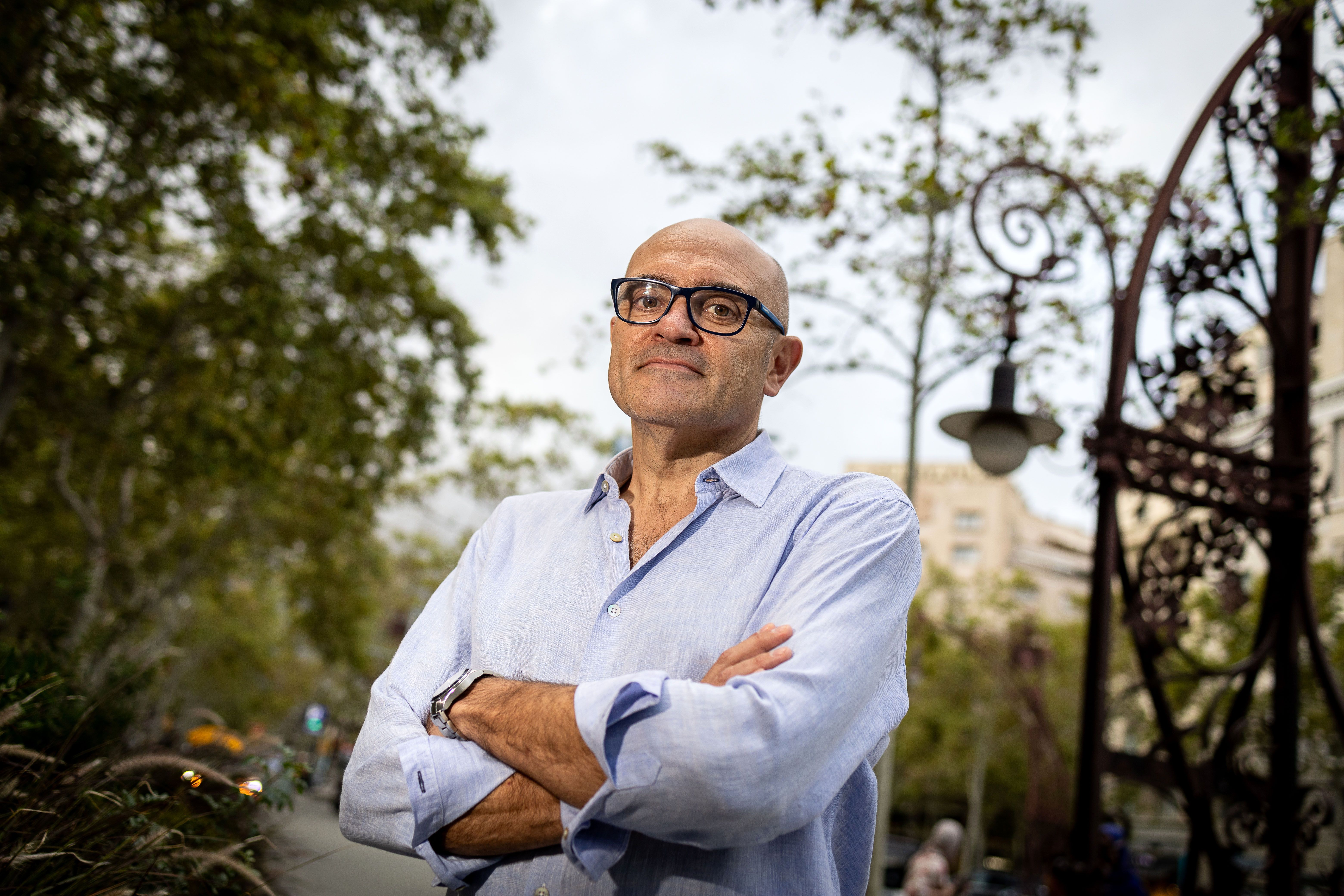 Xavier Vendrell, exdirigent d'ERC, fotografiat al centre de Barcelona la setmana passada