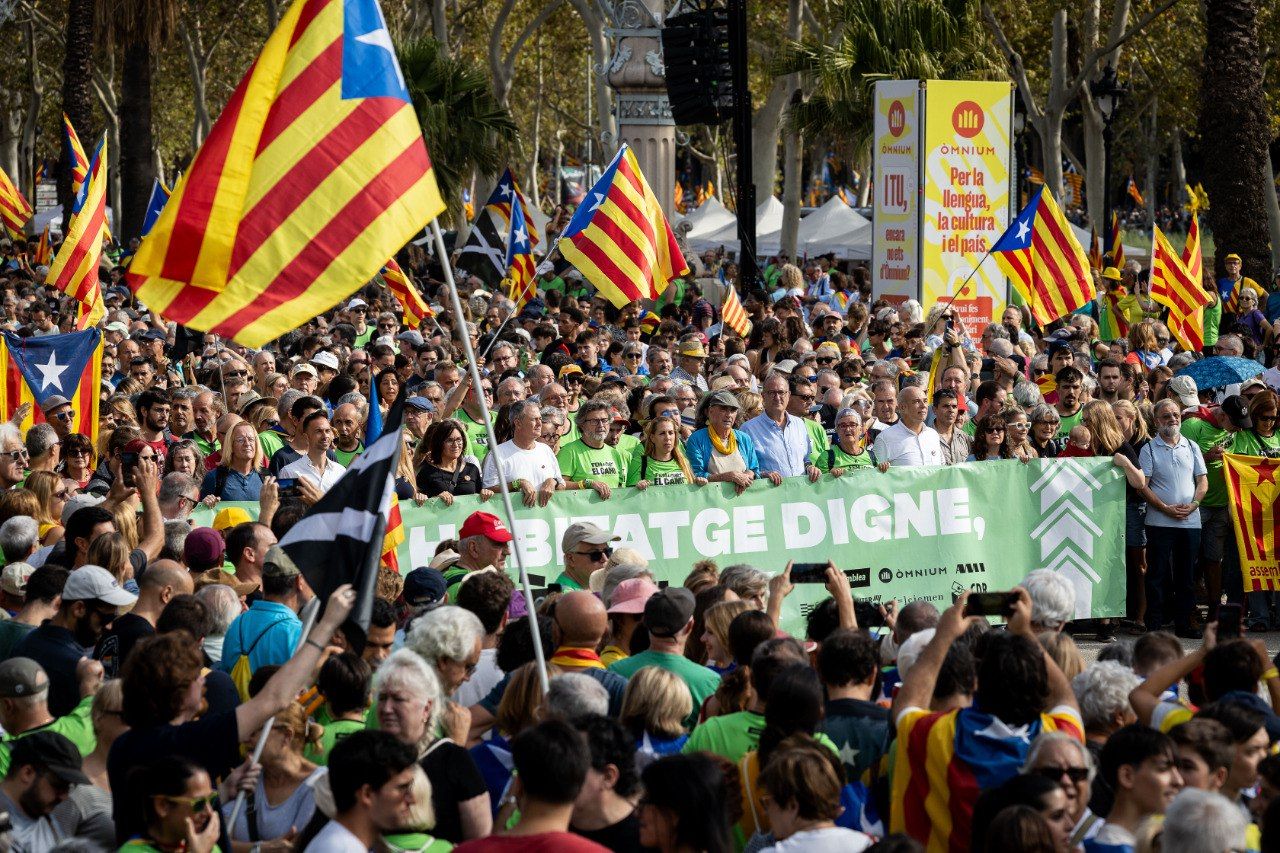 La capçalera de la manifestació de Barcelona, a l'Arc de Triomf.