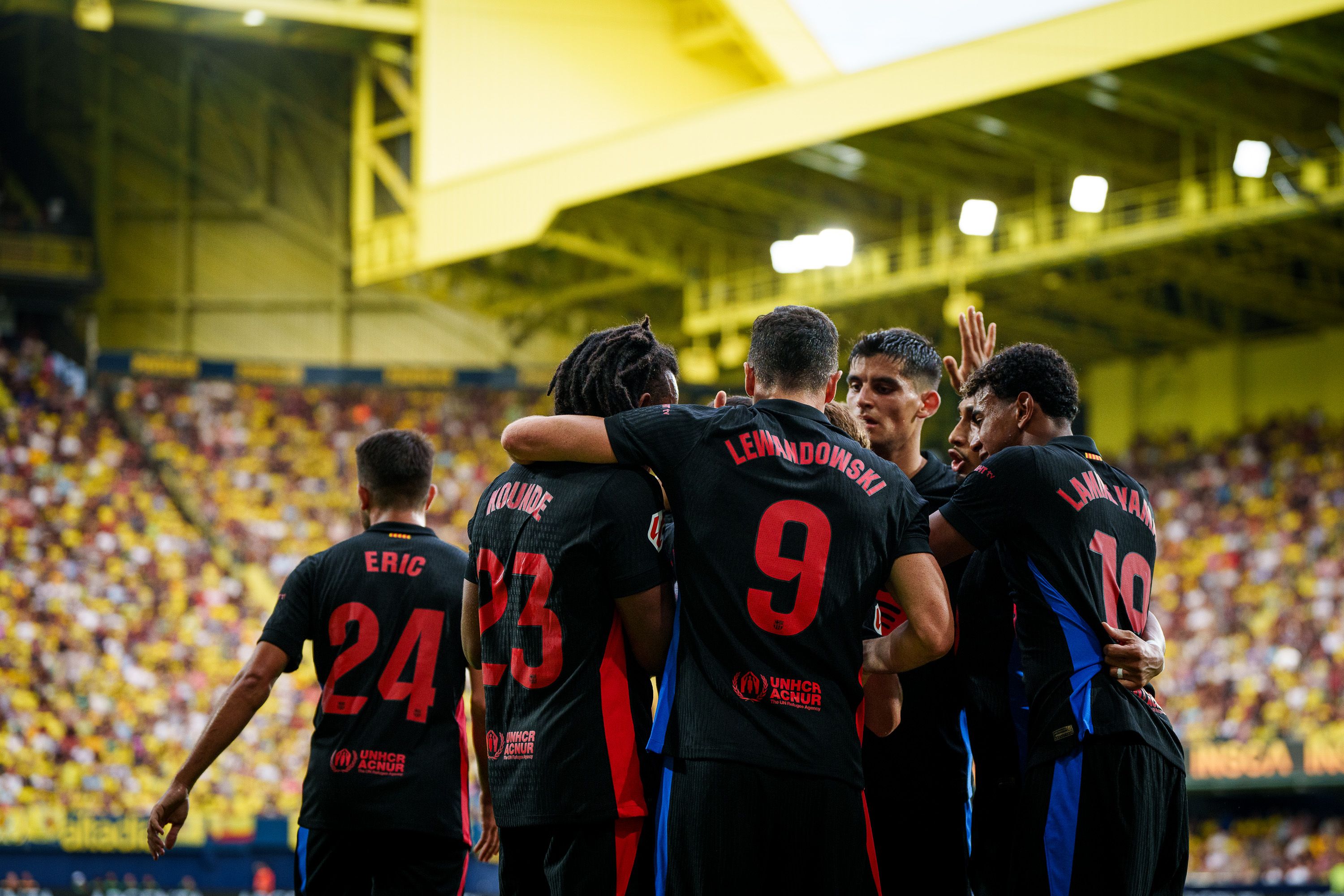 El Barça, que a cada partit suma un contratemps, continua amb pas ferm a la Lliga