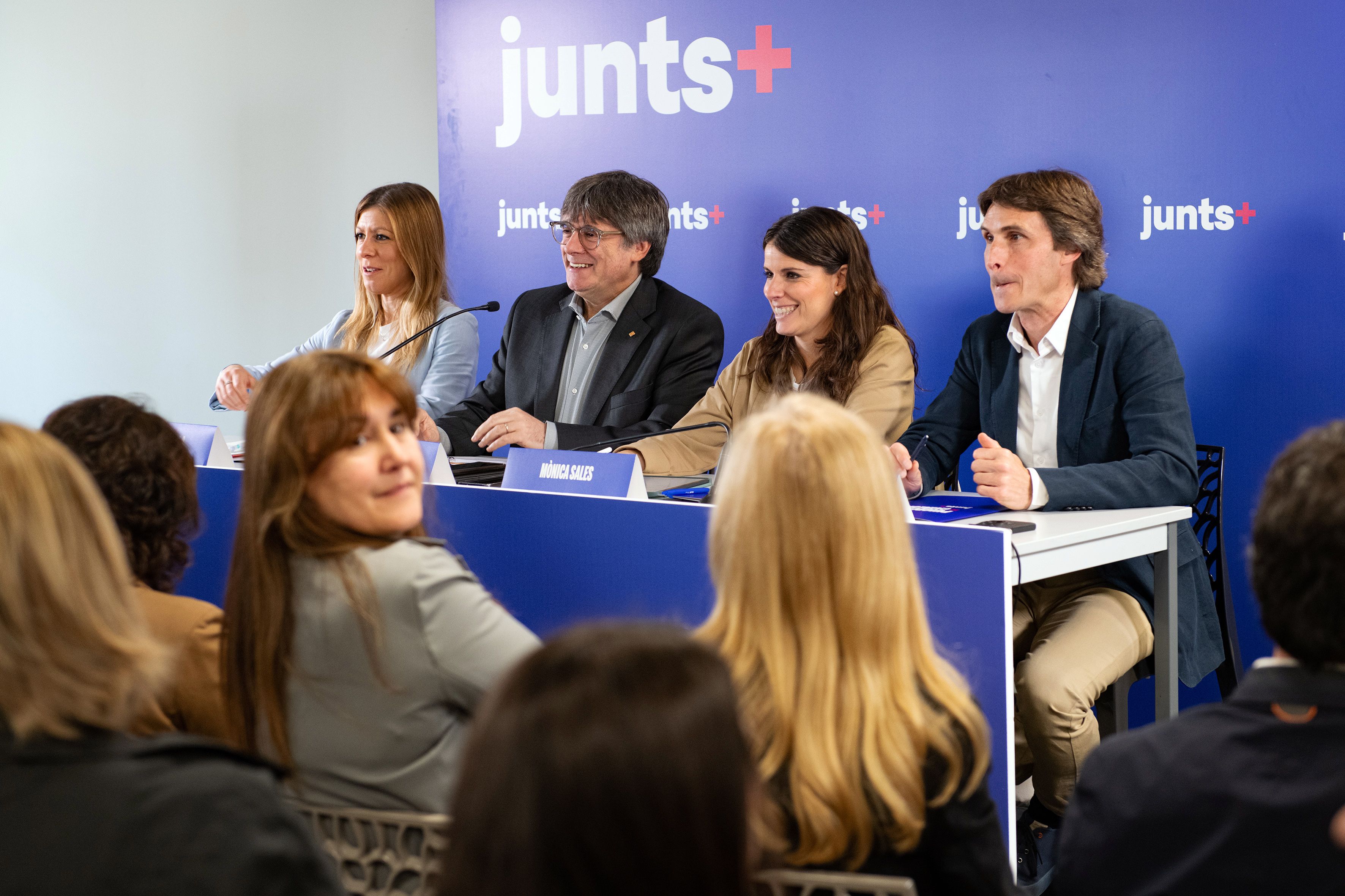 Membres de Junts, en una reunió a la Catalunya Nord