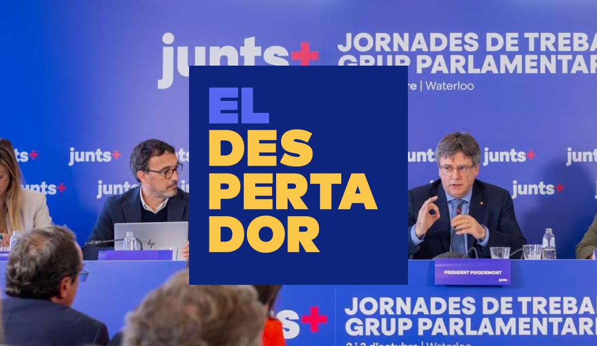 Carles Puigdemont amb la direcció parlamentària de Junts