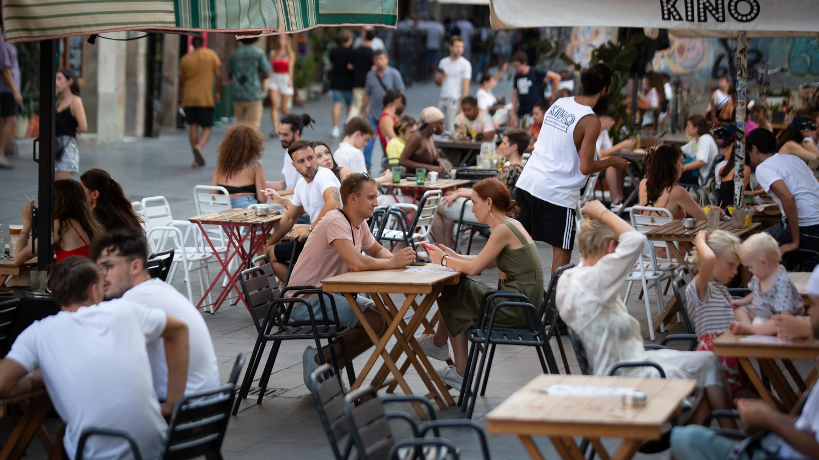 Una terrassa de Barcelona concorreguda, en imatge d'arxiu