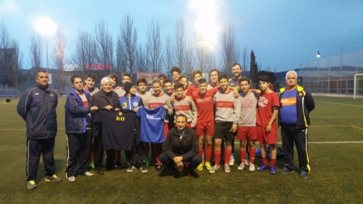 L'equip cadet de la Penya Blaugrana Sant Cugat, amb l'Àlex.