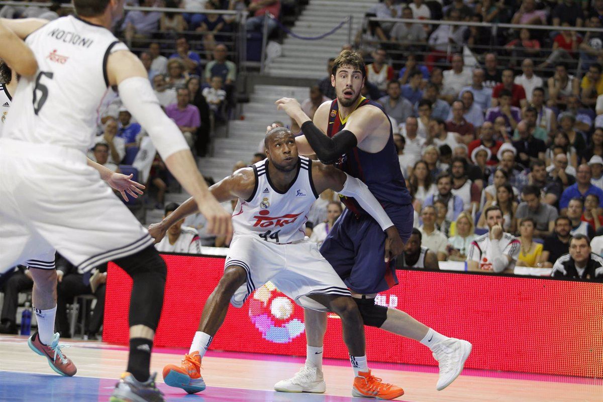 Slaughter, en imatge d'arxiu en un partit de bàsquet contra el Barça