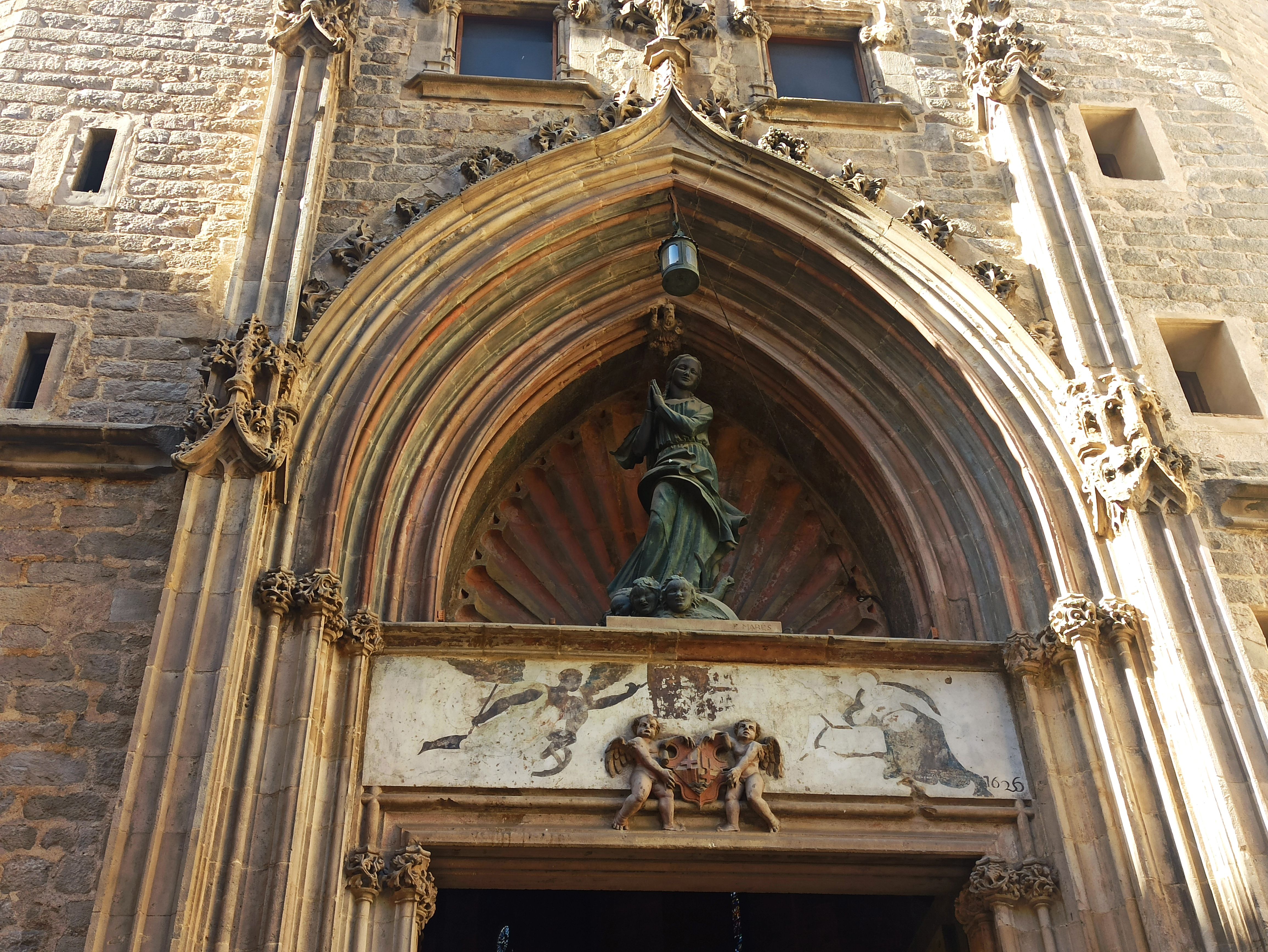 Escultura de l'absis de Santa Maria del Mar