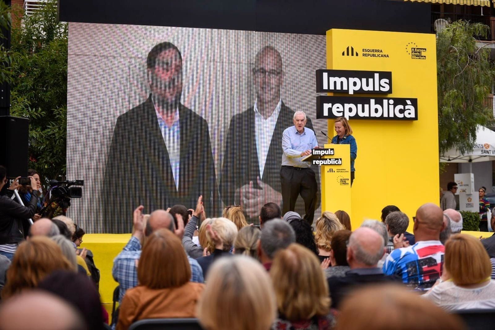 Maite Aymerich i Ernest Maragall, en un acte de les europees a Sant Vicenç dels Horts.