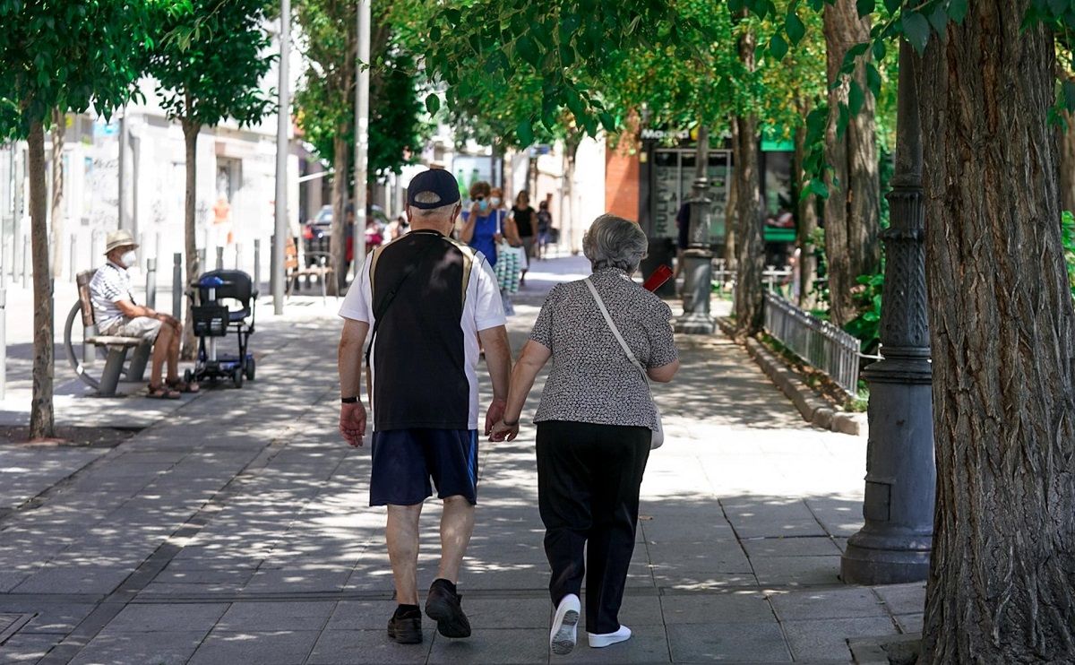 Una parella de jubilats, en imatge d'arxiu