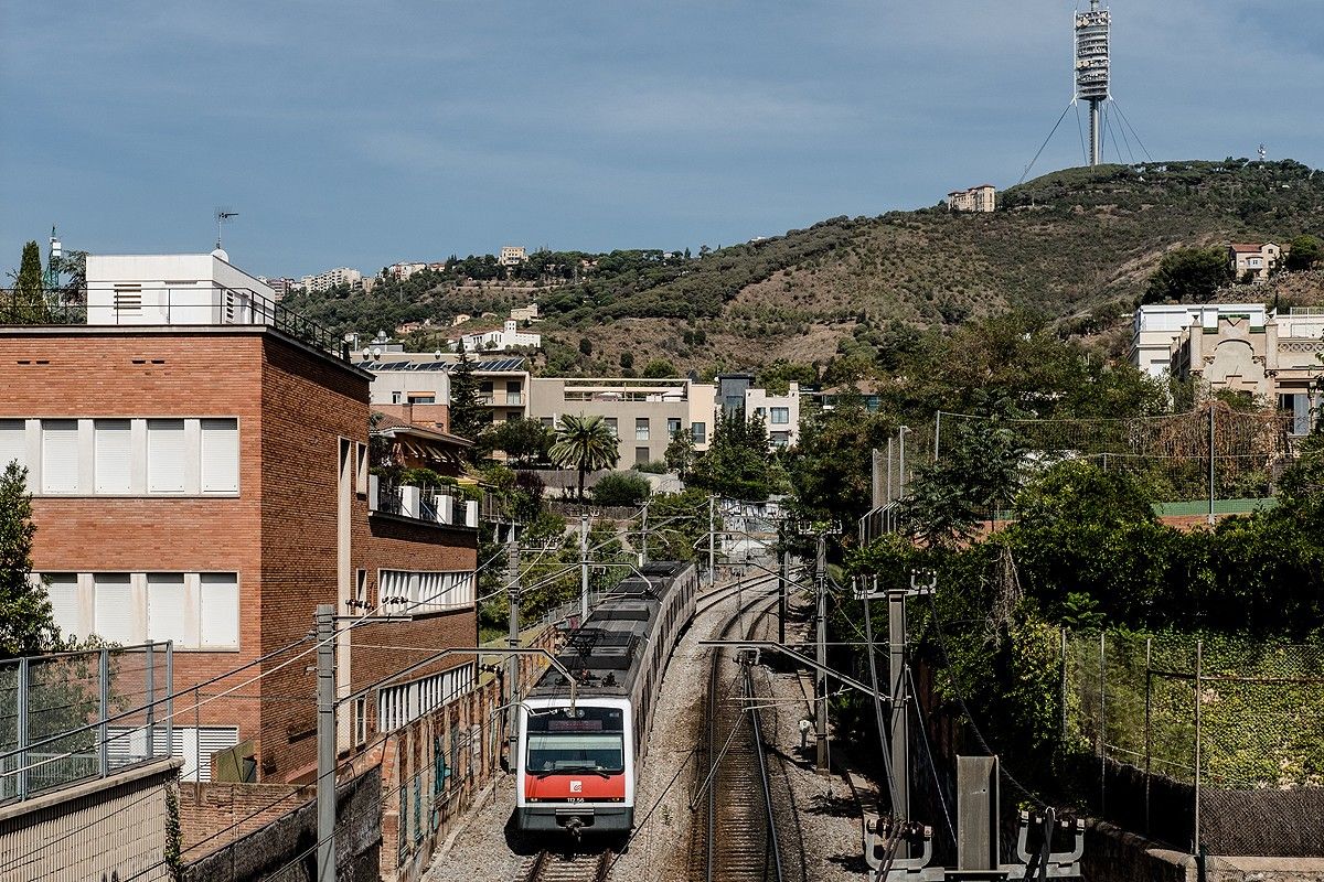 Un comboi de FGC a Sarrià.