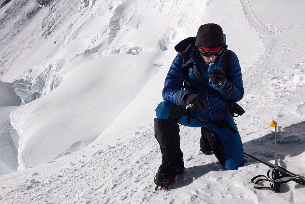Kilian Jornet iniciant l'ascens a l'Everest