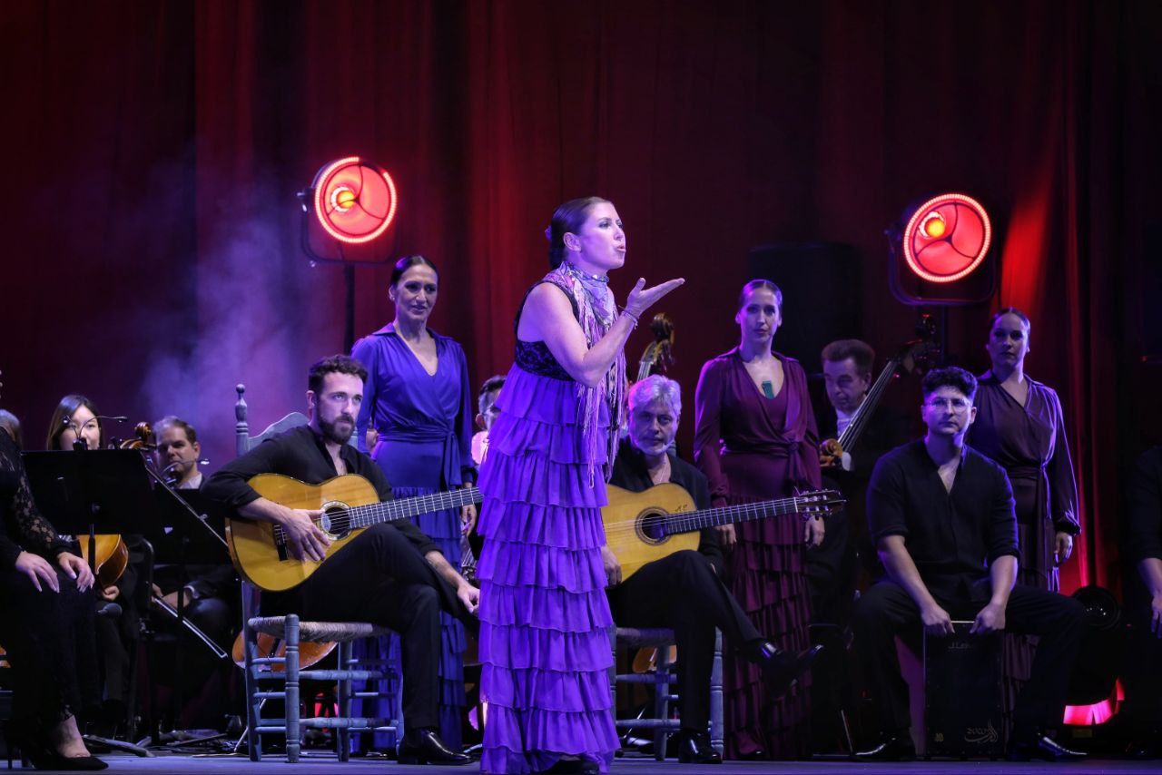  L'actuació conjunta del tenor Josep Carreras i la 'bailaora' Sara Baras posen punt final a dos mesos de competició 