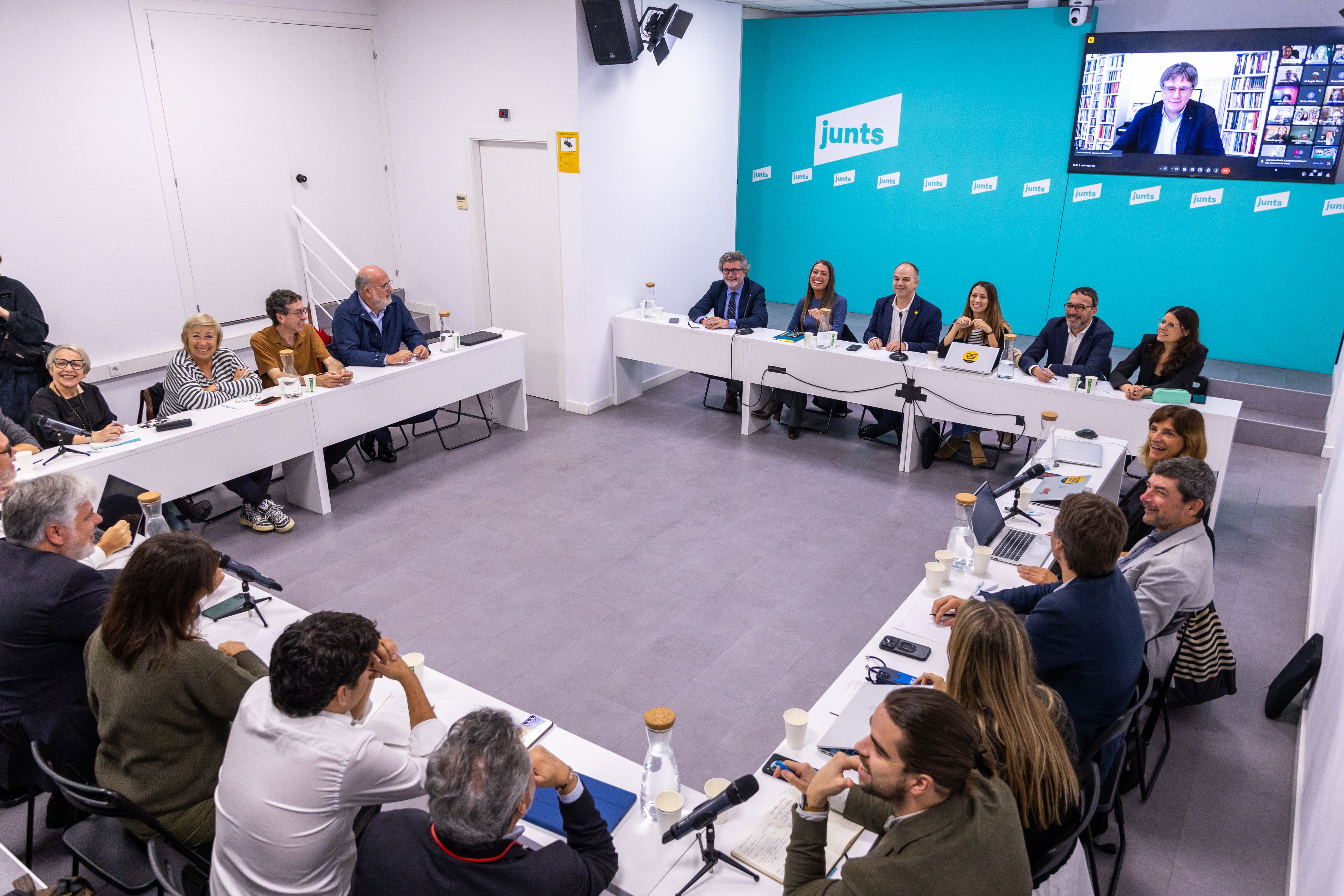 Reunió de la nova executiva de Junts.