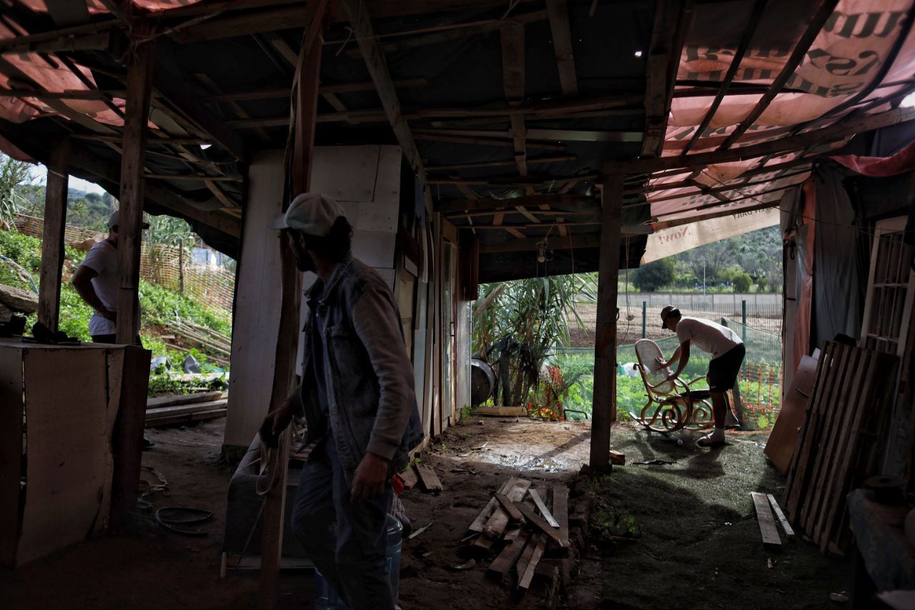 La construcció precària però treballada durant anys d'en Luis Beltran