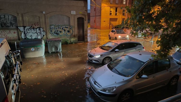 Alguns carrers inundats a Vic - Arnau Urgell