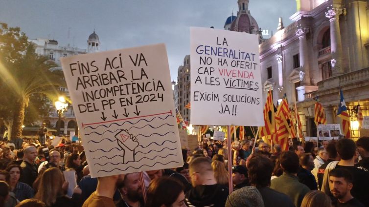 Els càntics contra el president Mazón han canalitzat la majoria de la indignació valenciana