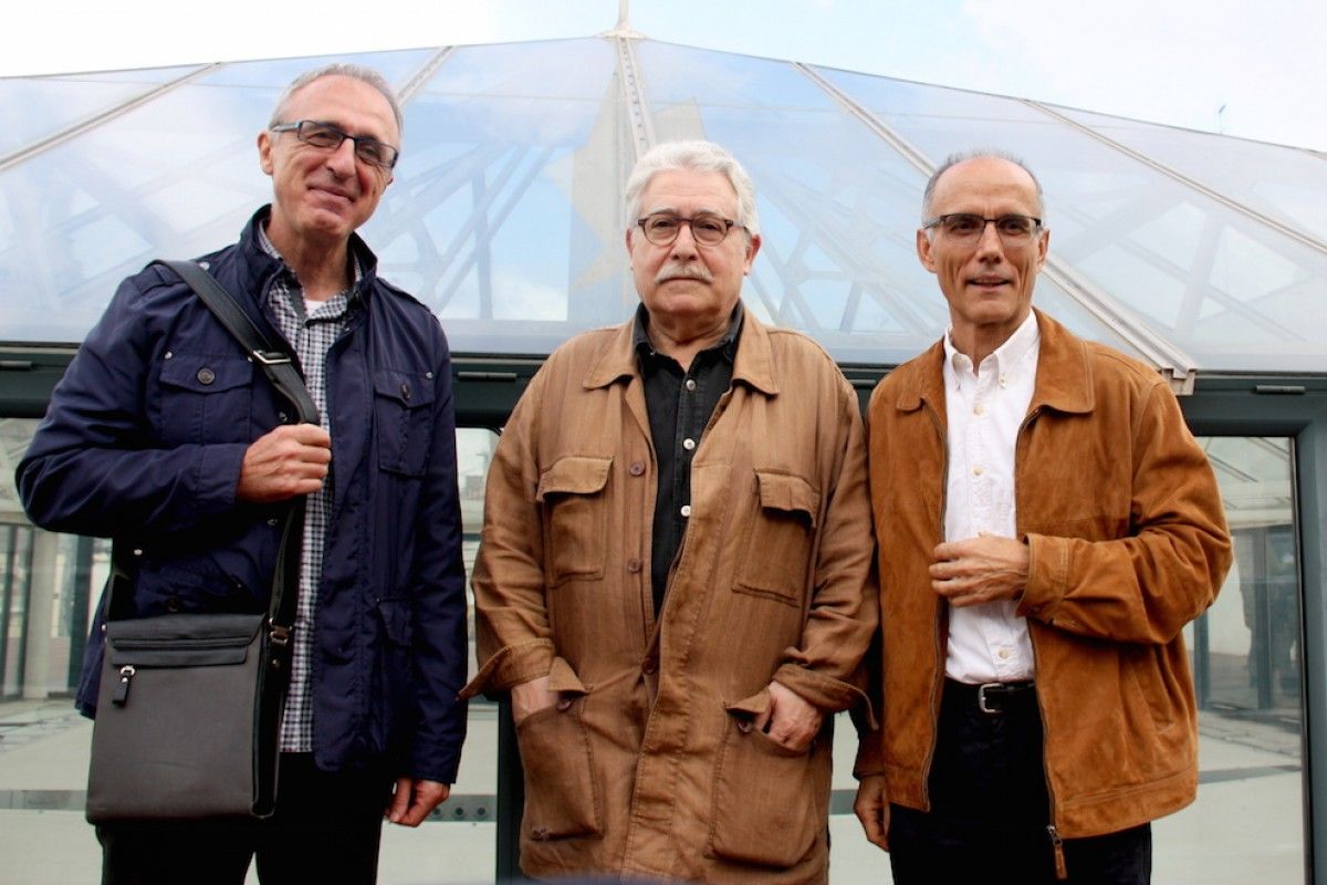 Miquel Àngel Estradé, Josep-Ramon Bach i Ferran Garcia-Oliver, als Premis d'Octubre