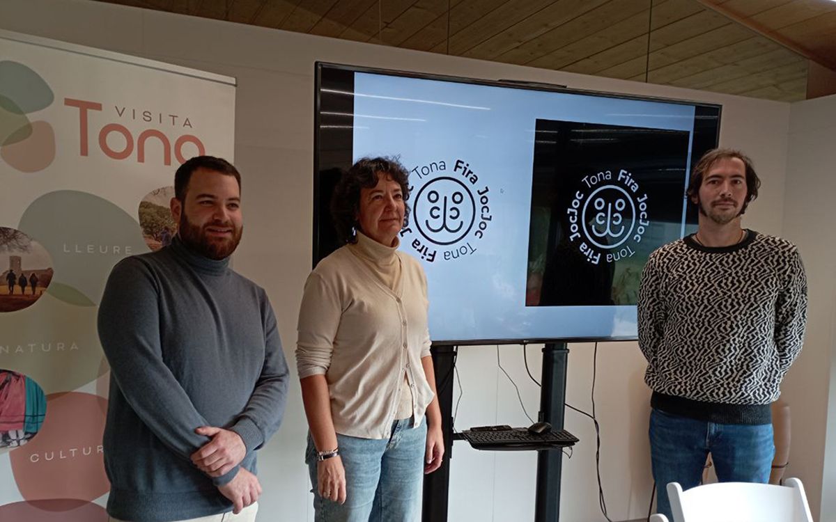 Presentació de la Festa Major de Sant Andreu de Tona, a Fira Joc-Joc i la nova imatge de la mostra.