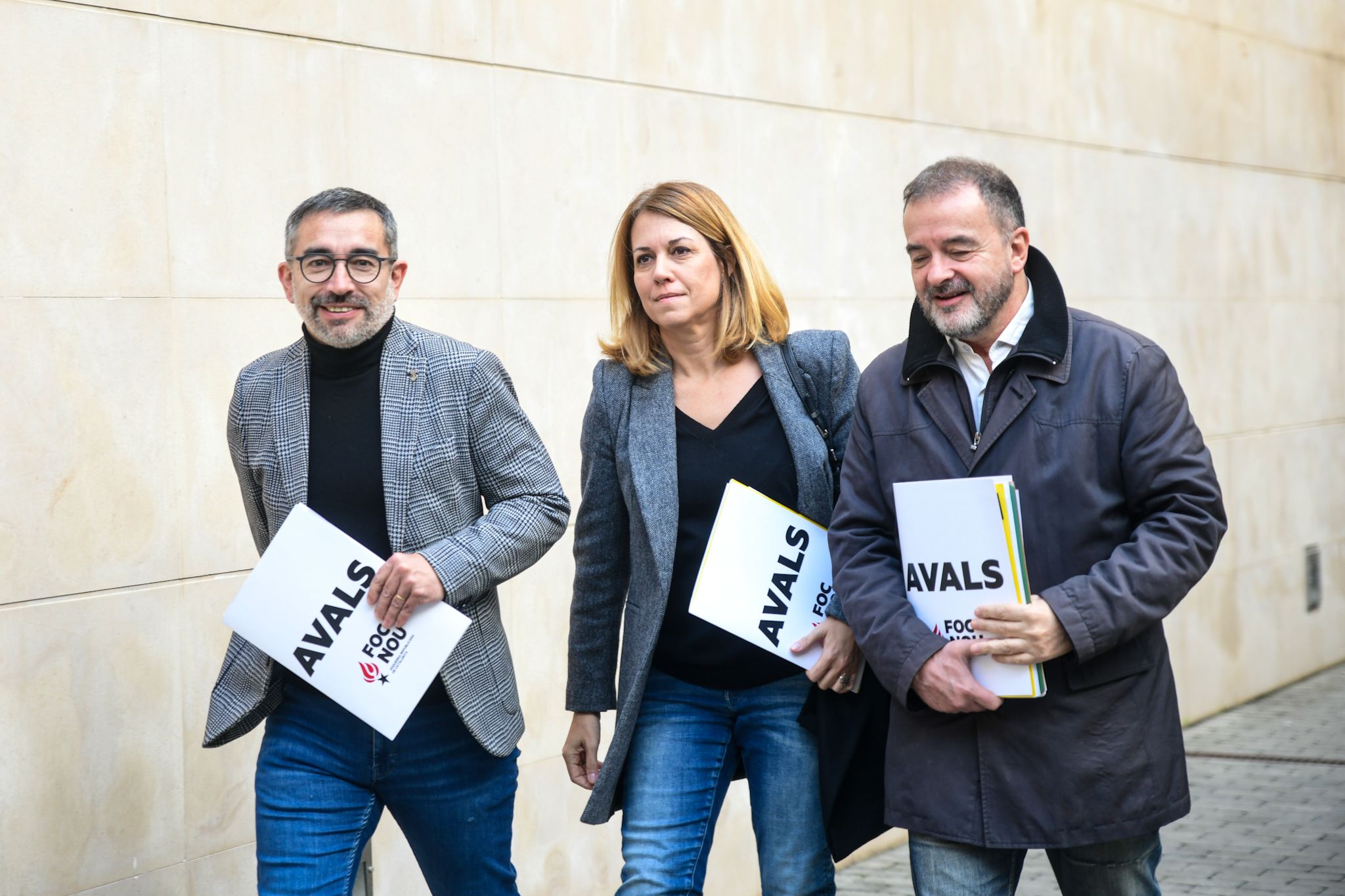 Gabriel Fernández, Helena Solà i Alfred Bosch.