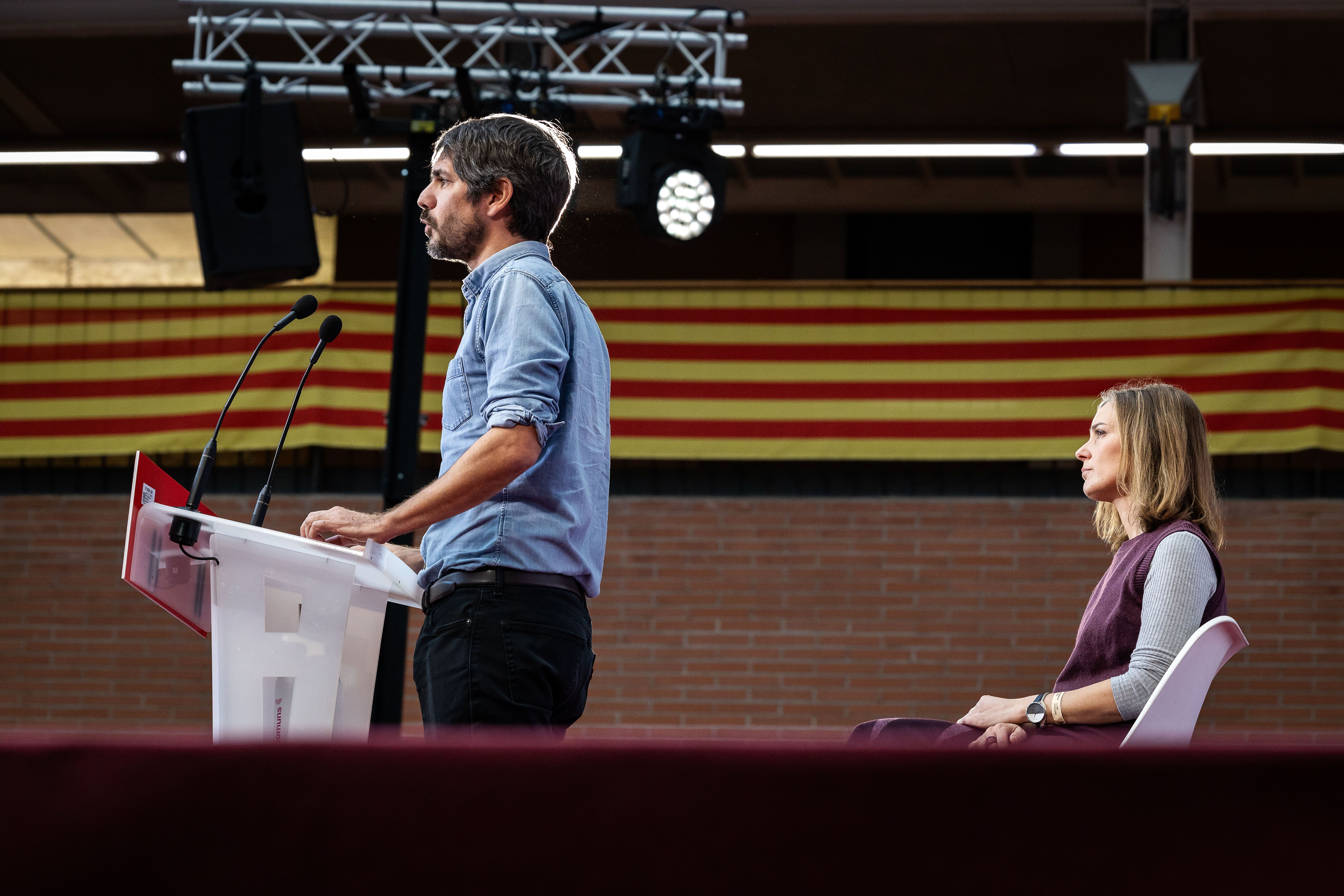 Jéssica Albiach i  Ernest Urtasun, durant l'assemblea nacional dels comuns