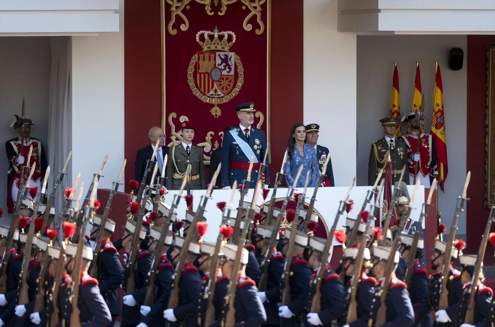 Felip VI, Elionor i càrrecs militars, en imatge d'arxiu