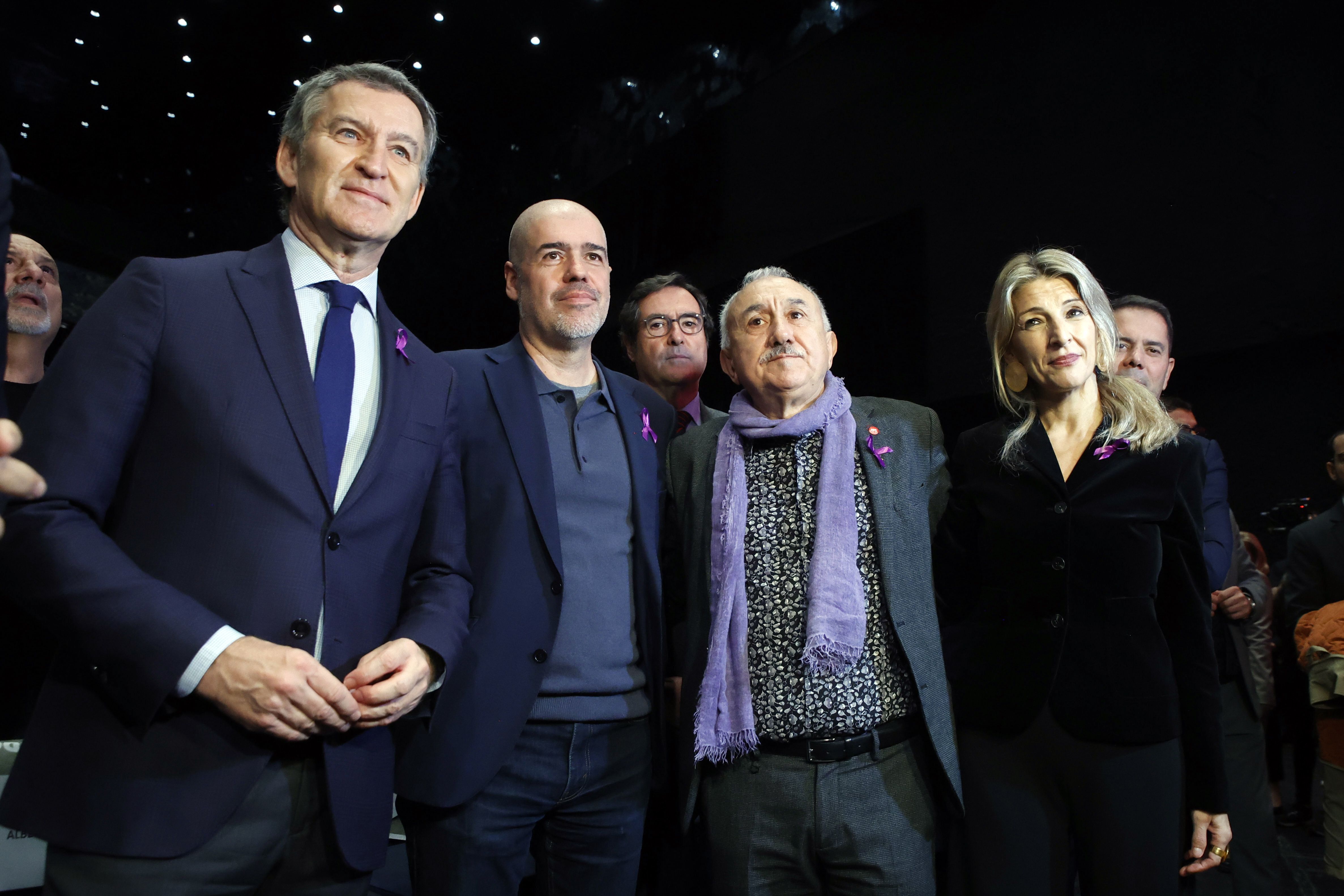 Alkberto Núñez Feijóo, Unái Sordo, Antonio Garamendi, Pepe Álvarez i Yolanda Díaz al congrés d'UGT.