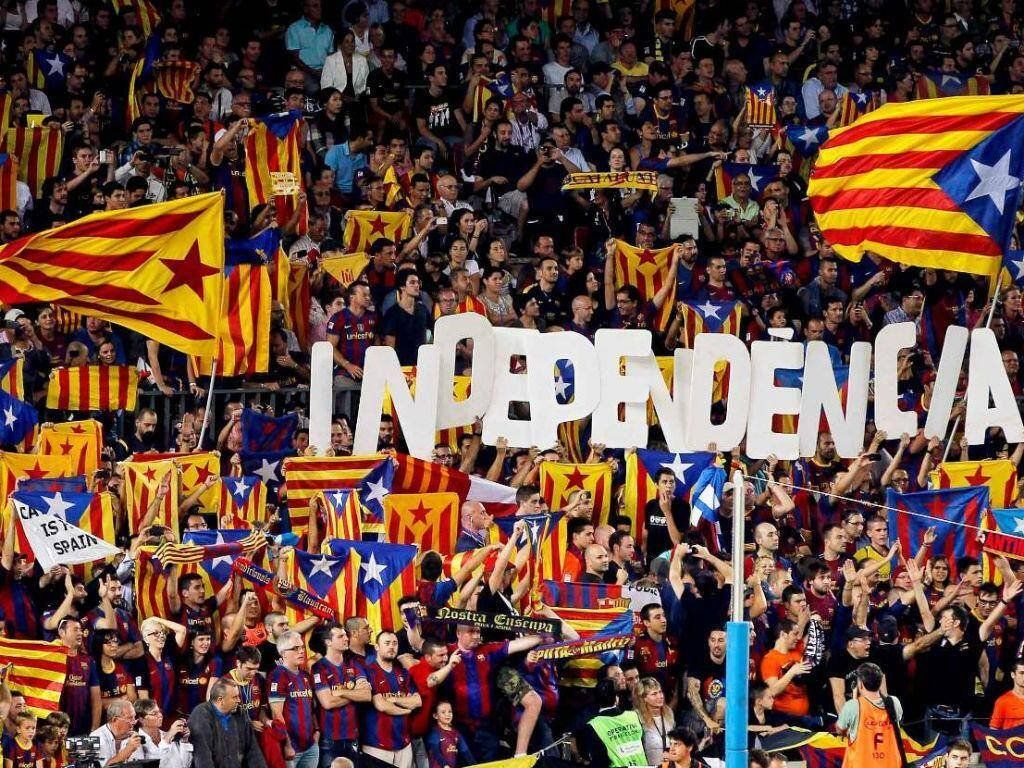 L’afició blaugrana reclama la independència de Catalunya