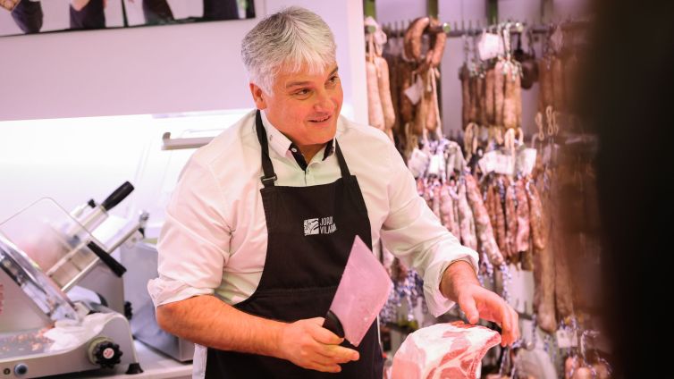 Jordi Vilarrasa és el president de l'Associació de Placers de la Plaça Mercat d'Olot