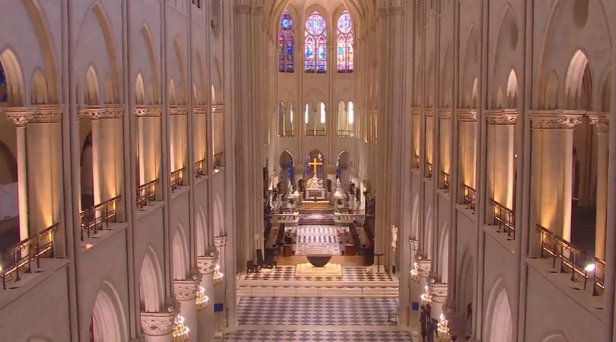 Notre-Dame, després de les feines de reconstrucció