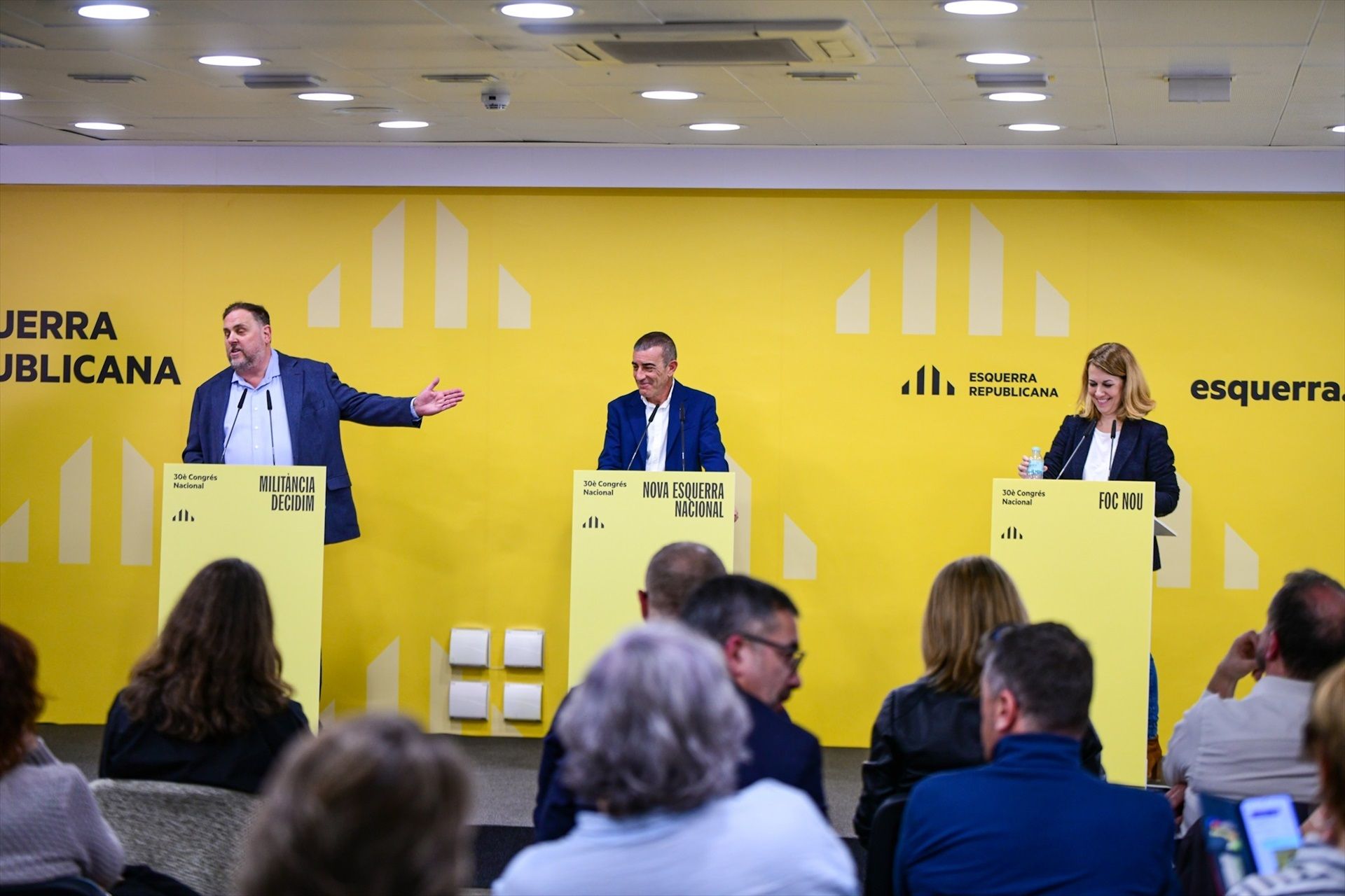 Els tres candidats a la presidència d'ERC, durant el debat