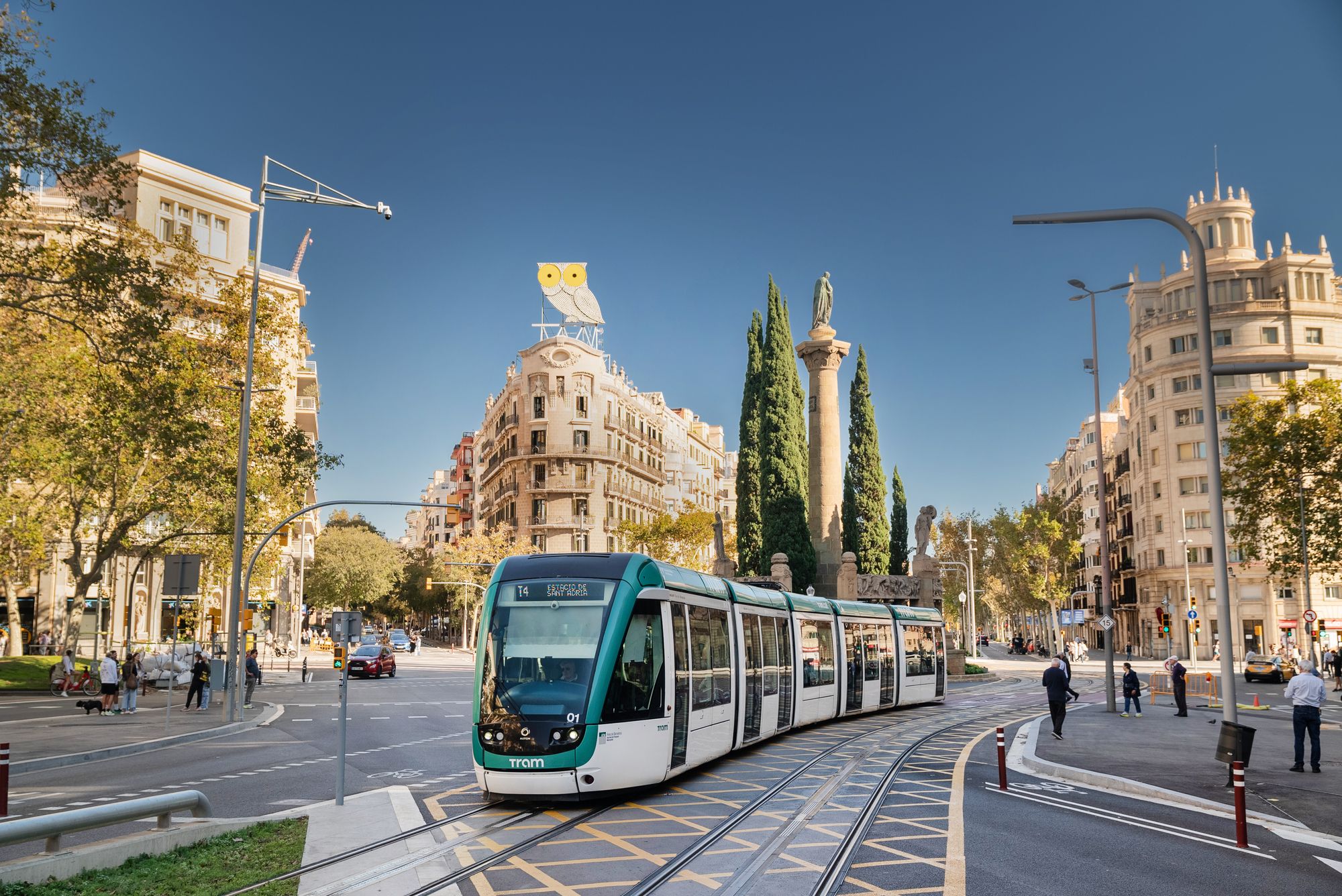 El tramvia passa per la Diagonal