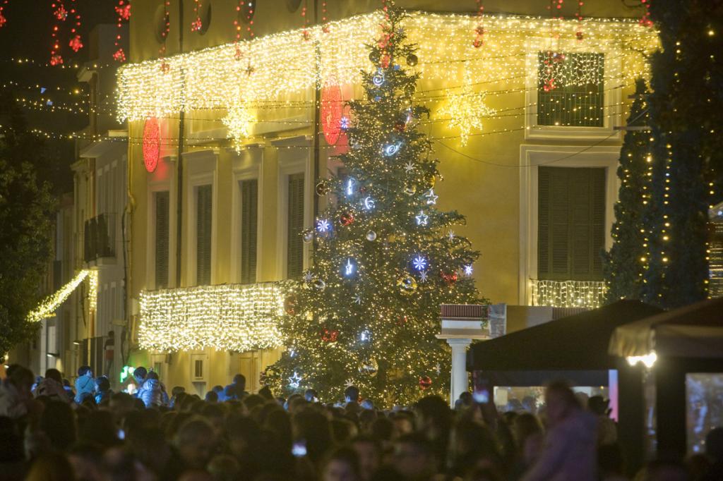 L'encesa de llums ha donat la benvinguda al Nadal