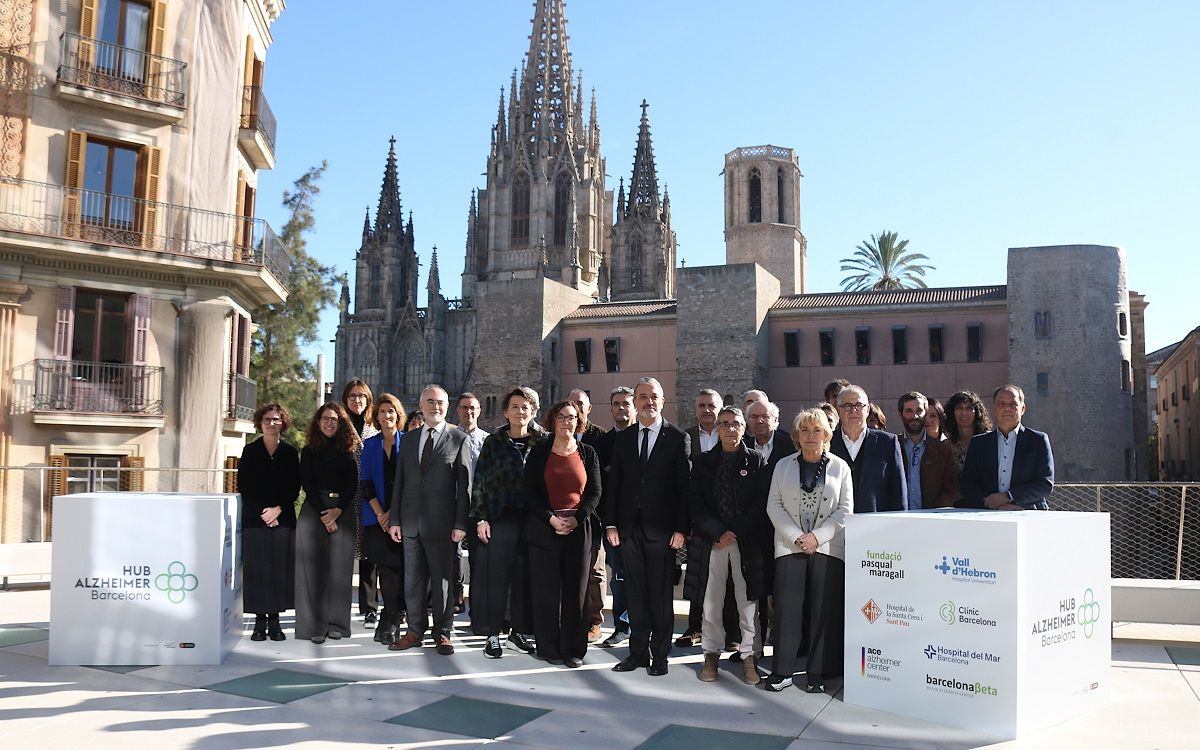 L'acte de constitució del Hub Alzheimer Barcelona