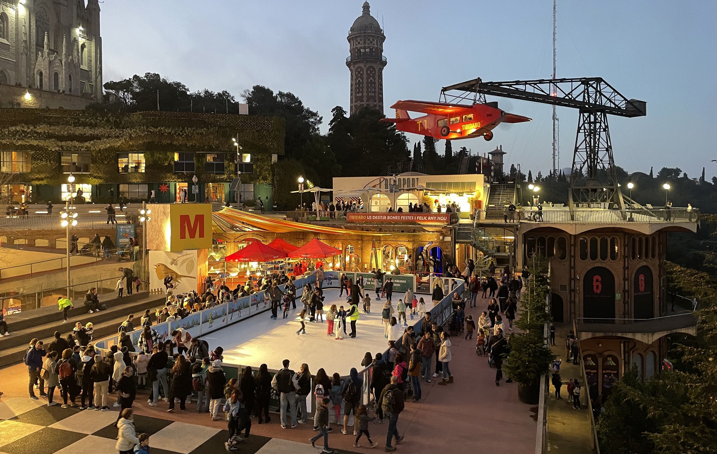 El Tibidabo es vesteix de màgia per Nadal