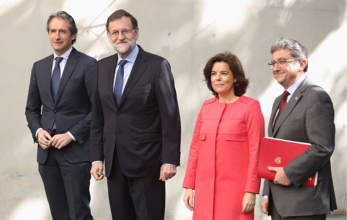 Íñigo de la Serna, Mariano Rajoy, Soraya Sáenz de Santamaría i Enric Millo, en una imatge d'arxiu