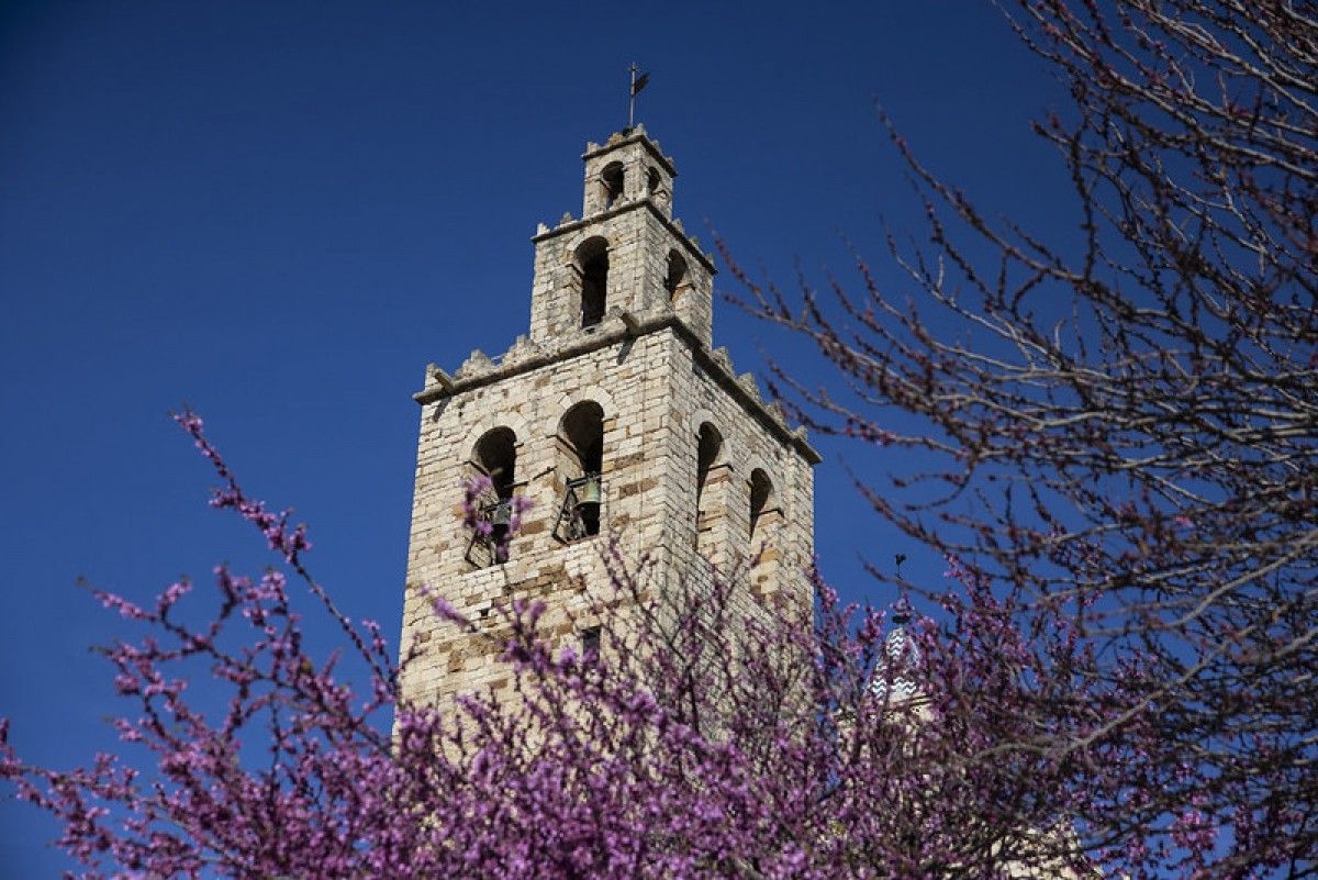 Imatge del campanar del Monestir de Sant Cugat