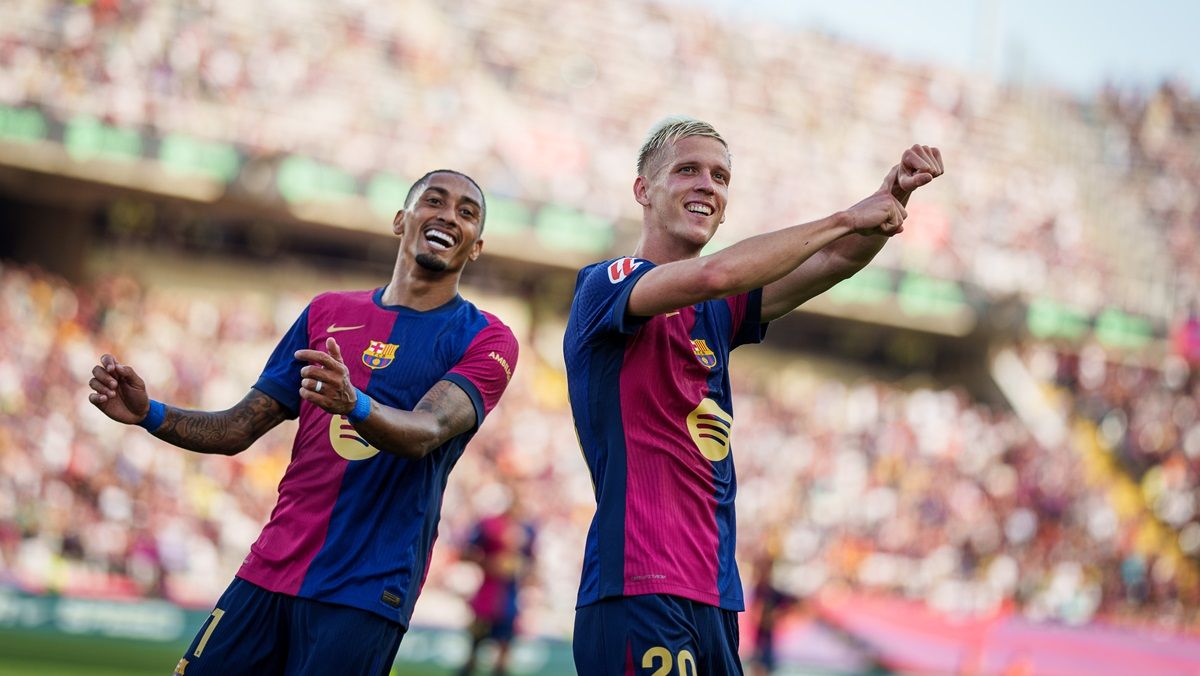 Dani Olmo i Joan Laporta, en la presentació del terrassenc amb el Barça