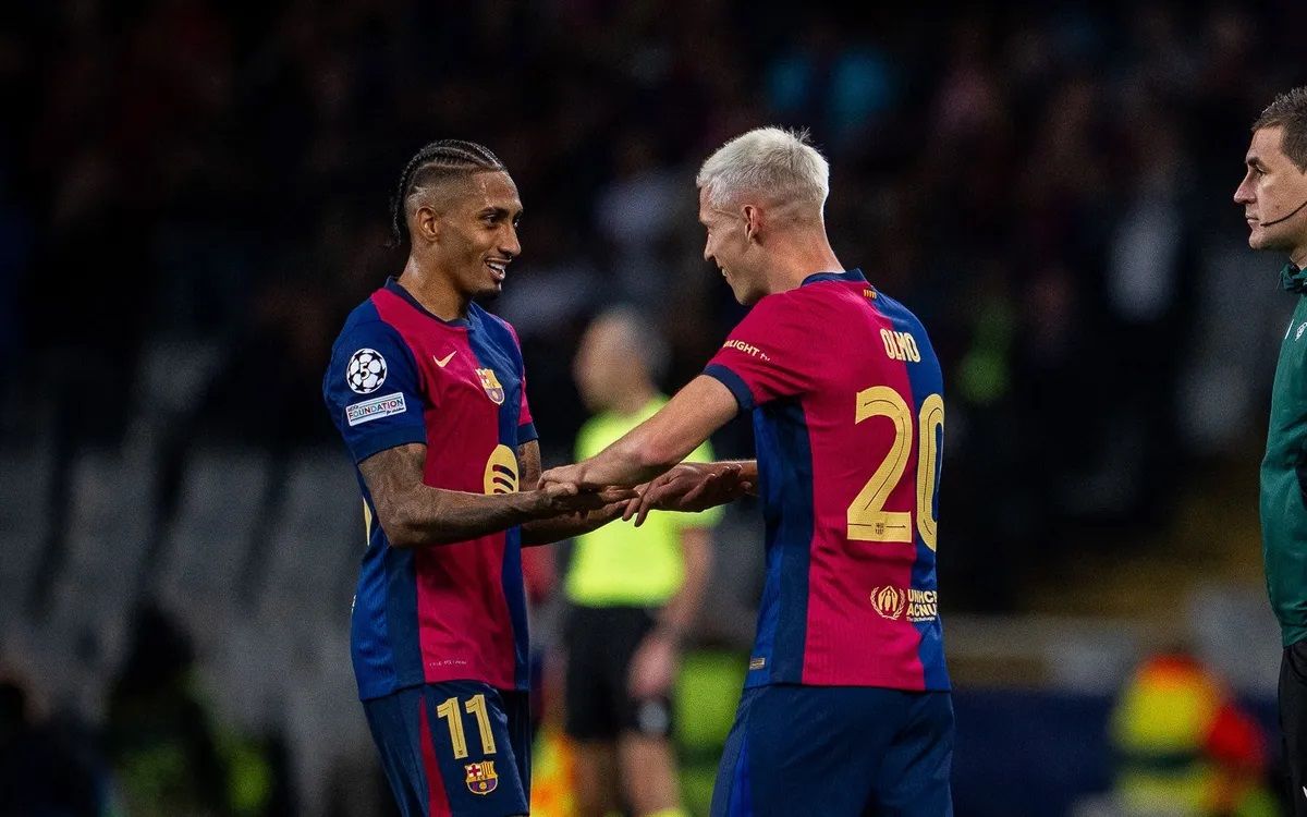 Dani Olmo celebra un gol amb Raphinha