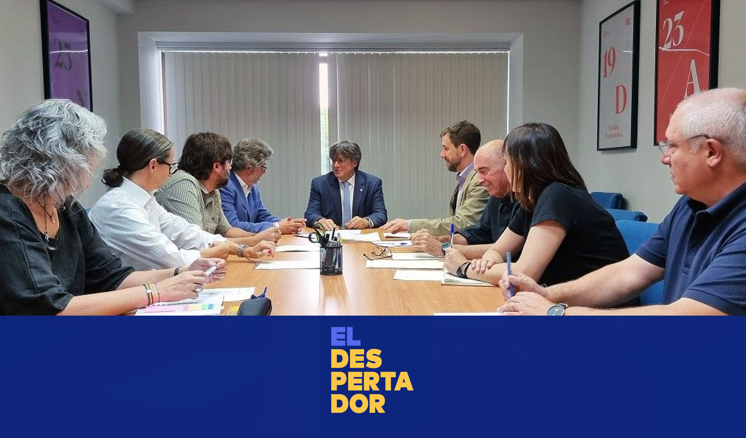 Puigdemont, Comín i Llach, entre d'altres, en una reunió del 'govern' del Consell de la República