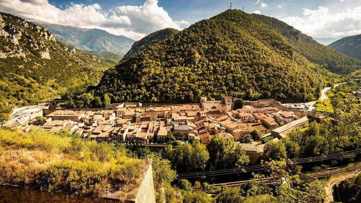 El poble de Vilafranca de Conflent, a la Catalunya Nord