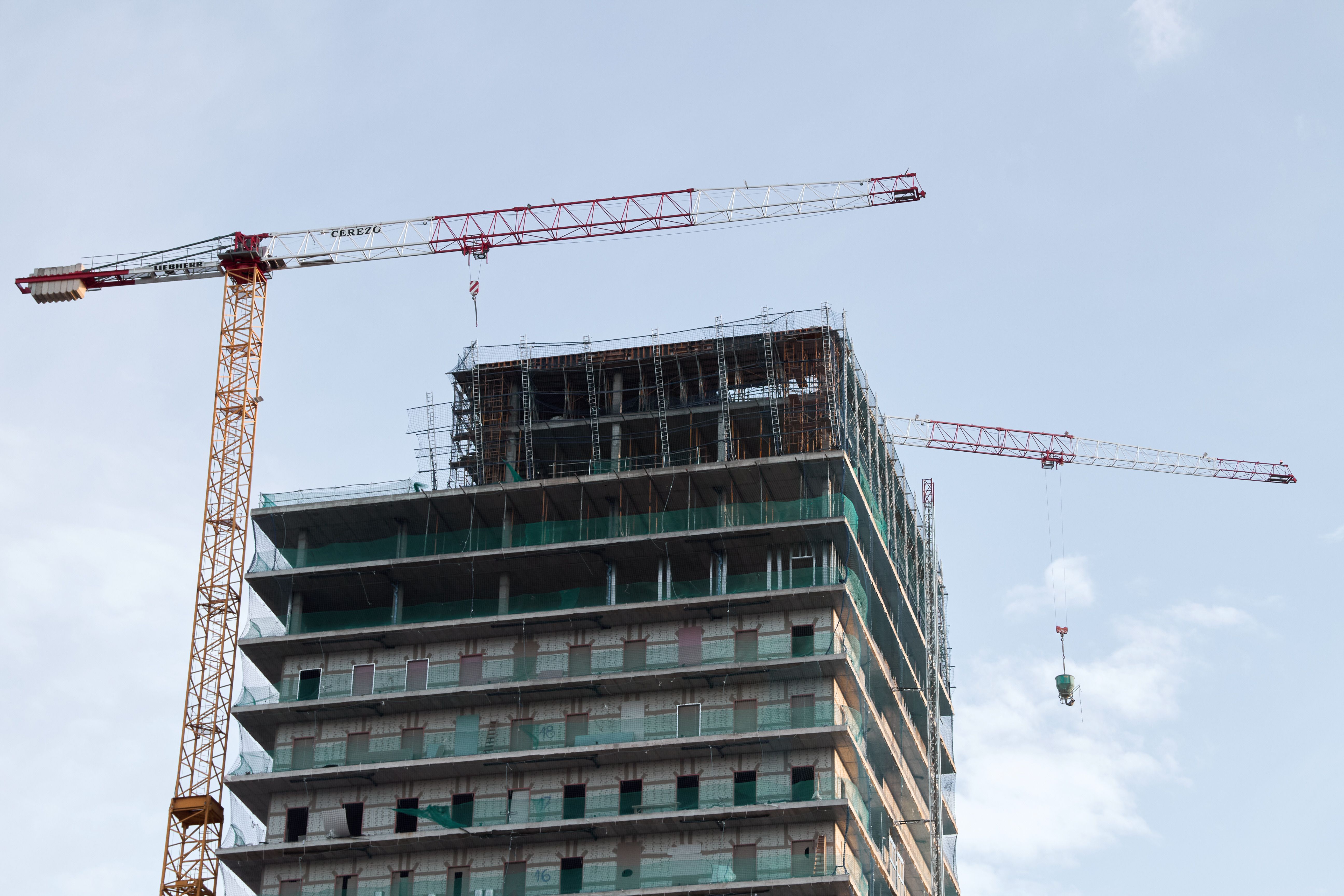 vivendes edifici construcció barcelona venda lloguer habitatge