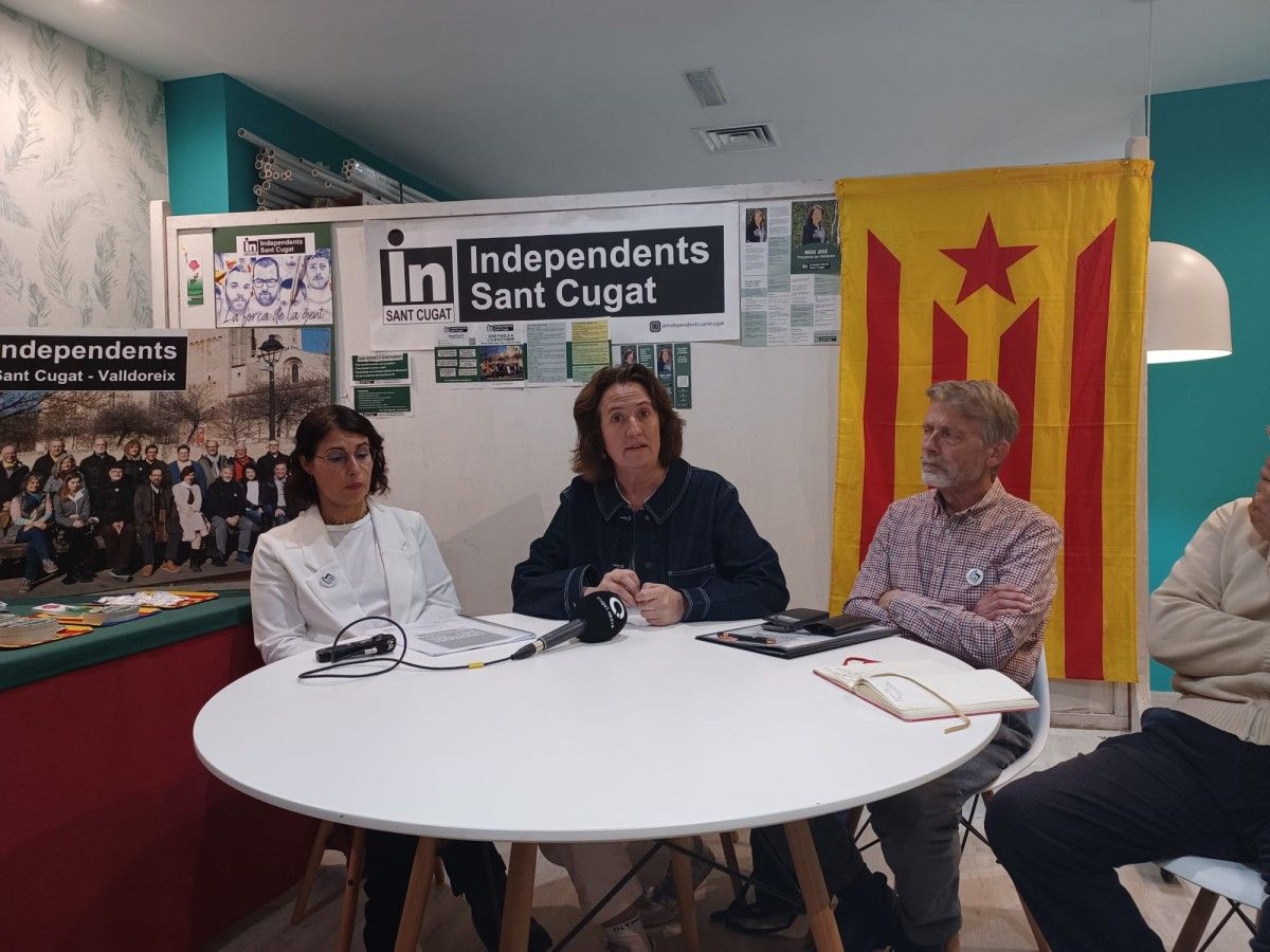 Paluzie donant suport a la candidatura d'Independents encapçalada per Giuseppina Cariola