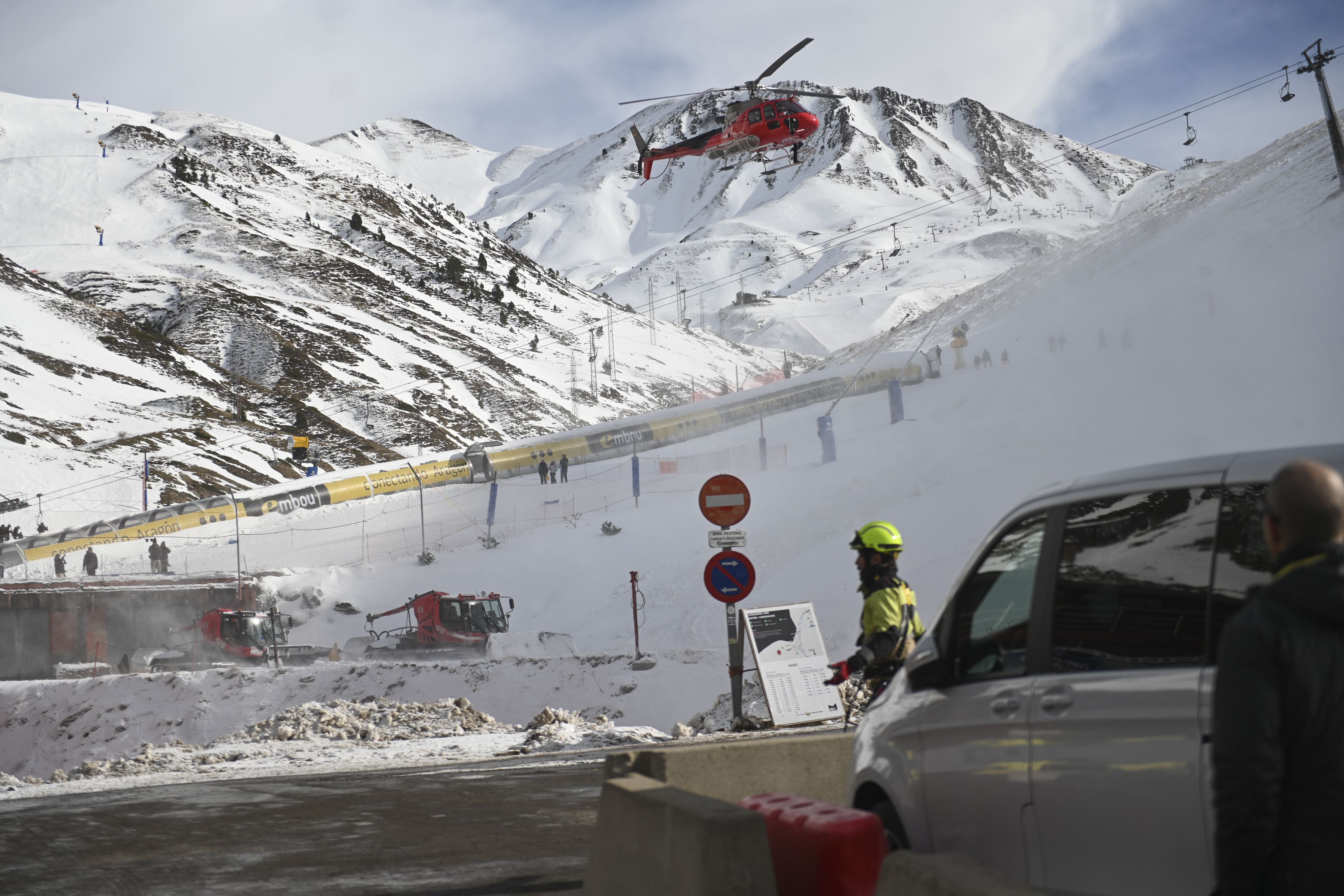 Tasques de rescat en l'accident de telecadira al Pirineu aragonès