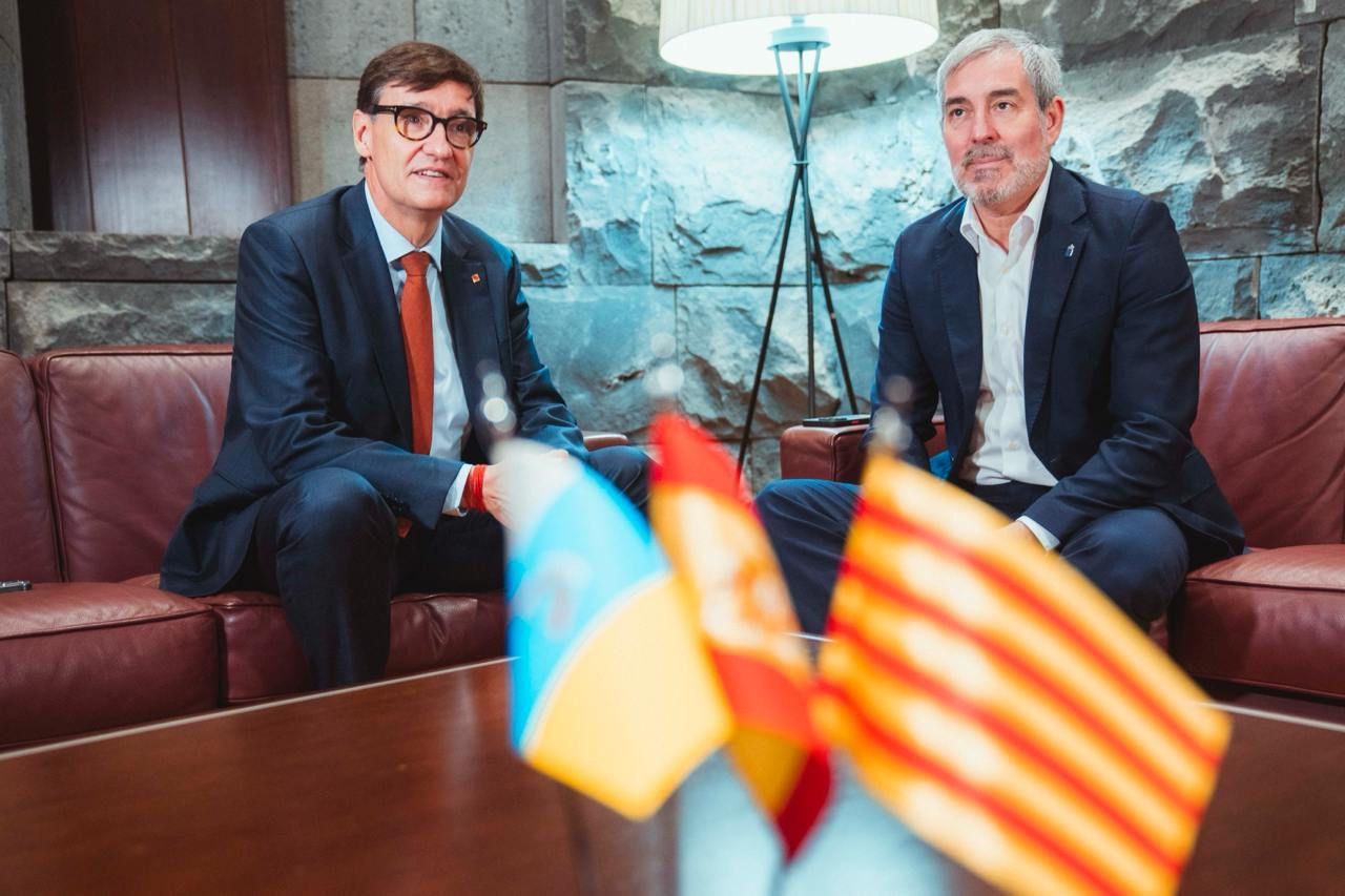 Els presidents Illa i Clavijo durant la reunió d'aquest divendres a les Canàries