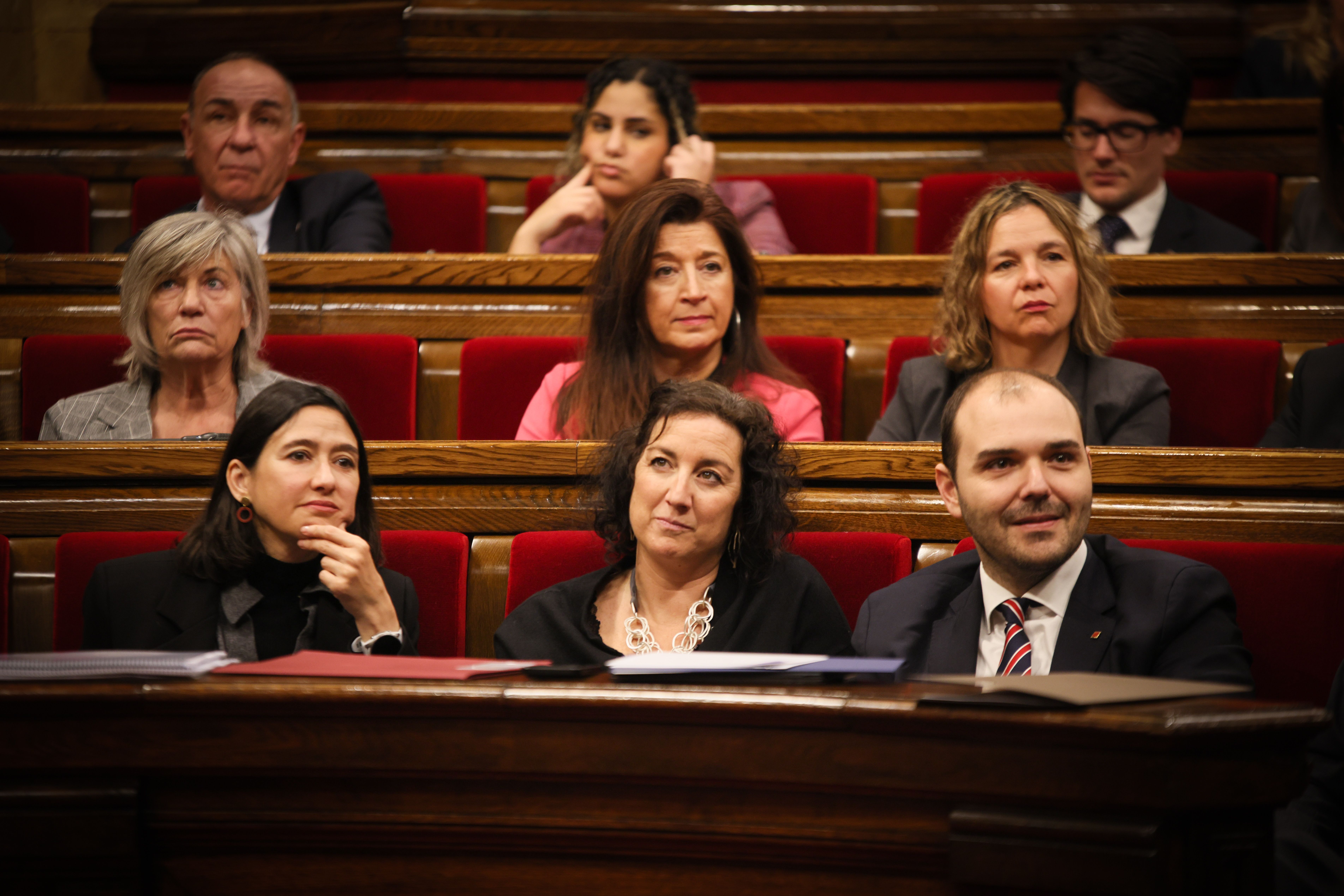 La consellera Romero, al centre, aquest dimecres al Parlament