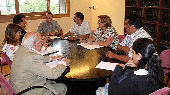 Els representants dels municipis de la Vall de Camprodon s'han reunit aquest dimarts per redactar un manifest.