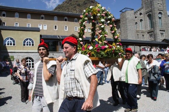 La festa de Sant Gil ha aplegat unes 1.500 persones a Núria.
