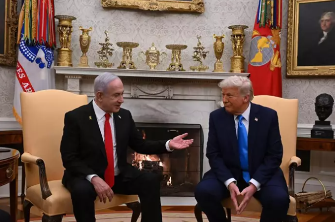 El president dels Estats Units, Donald Trump, rep a la Casa Blanca el primer ministre d'Israel, Benjamin Netanyahu