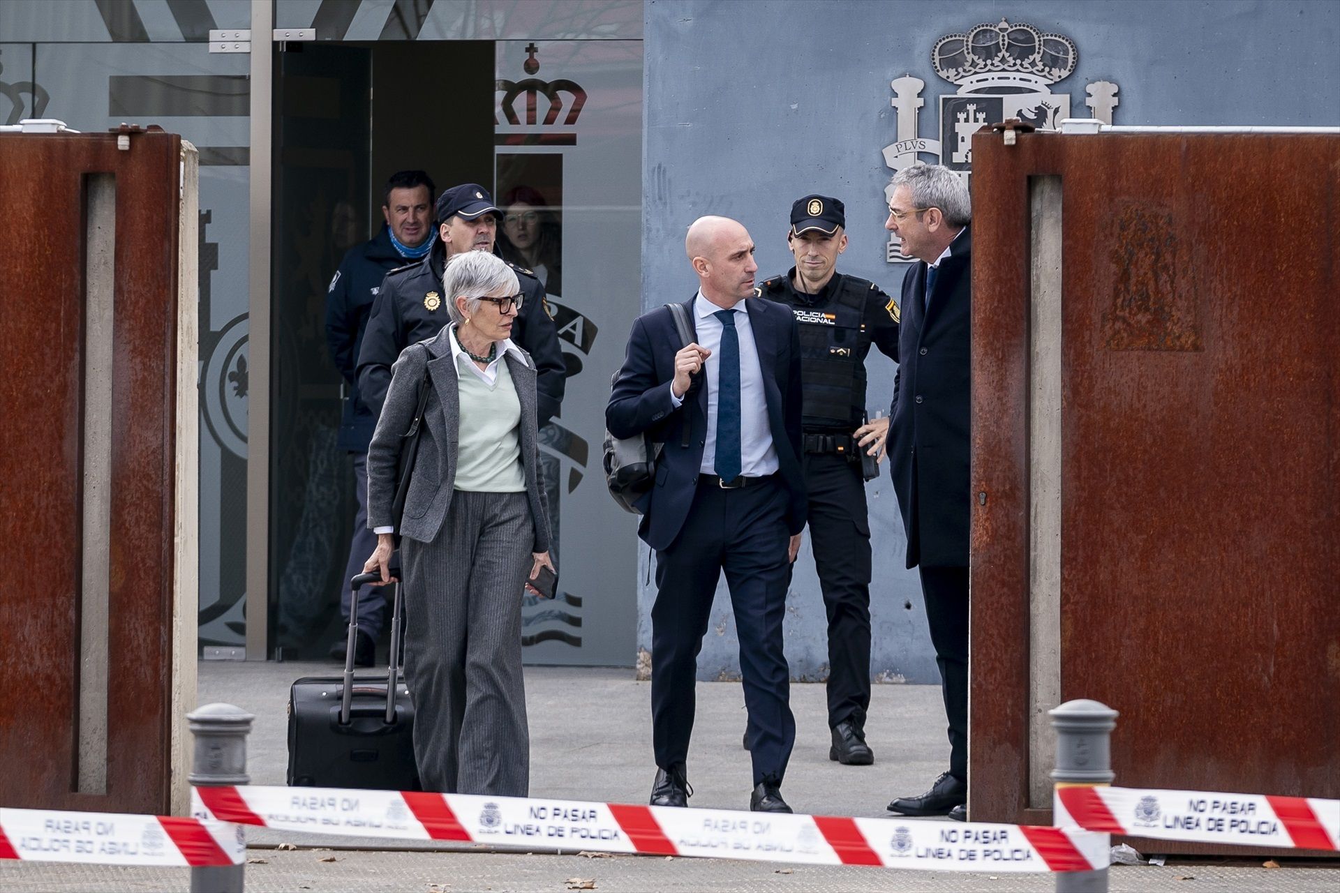 L'expresident de la Federació Espanyola, Luis Rubiales, a la sortida d'una de les sessions del judici