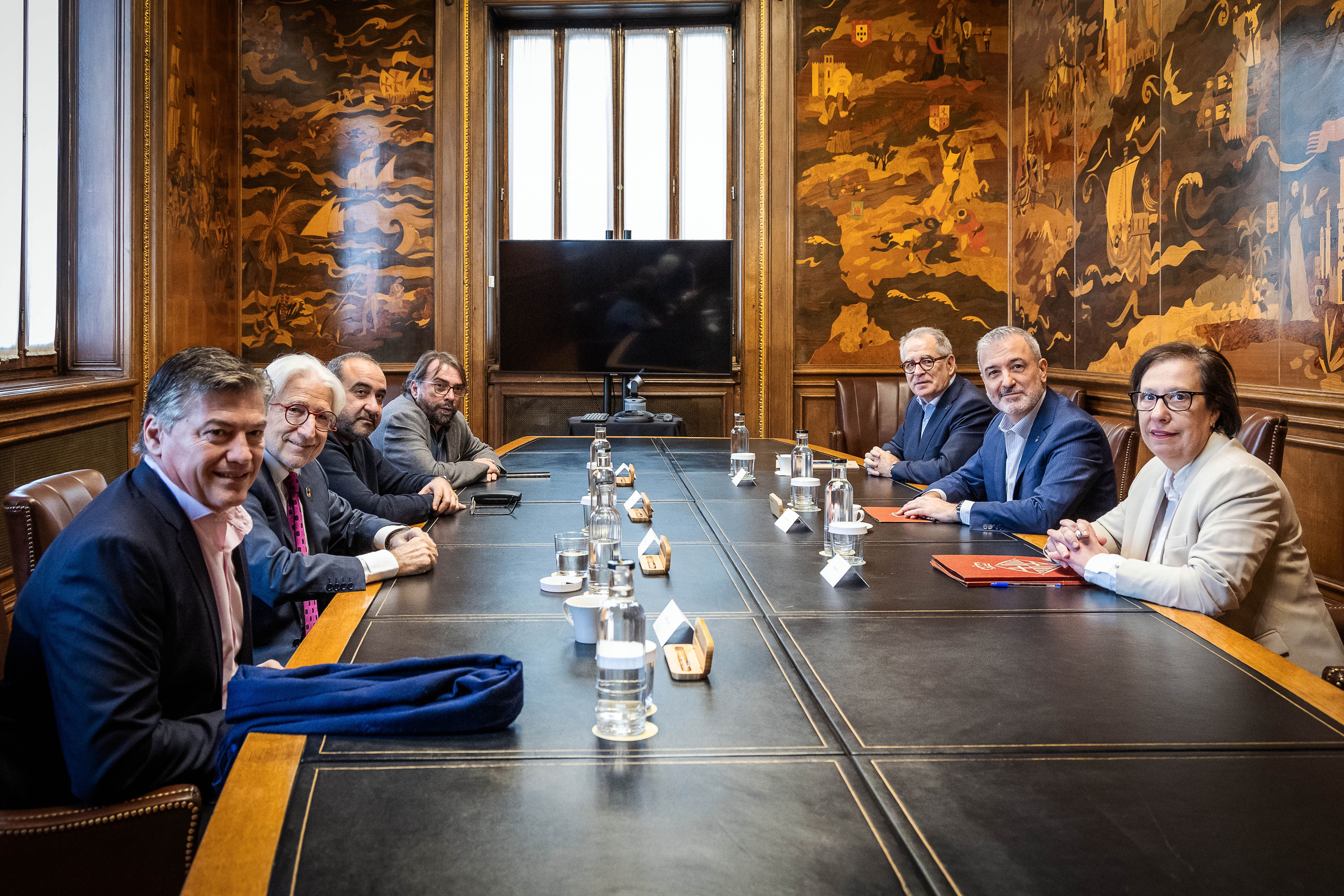 Reunió entre Collboni i els representants de CCOO, UGT, Foment i Pimec