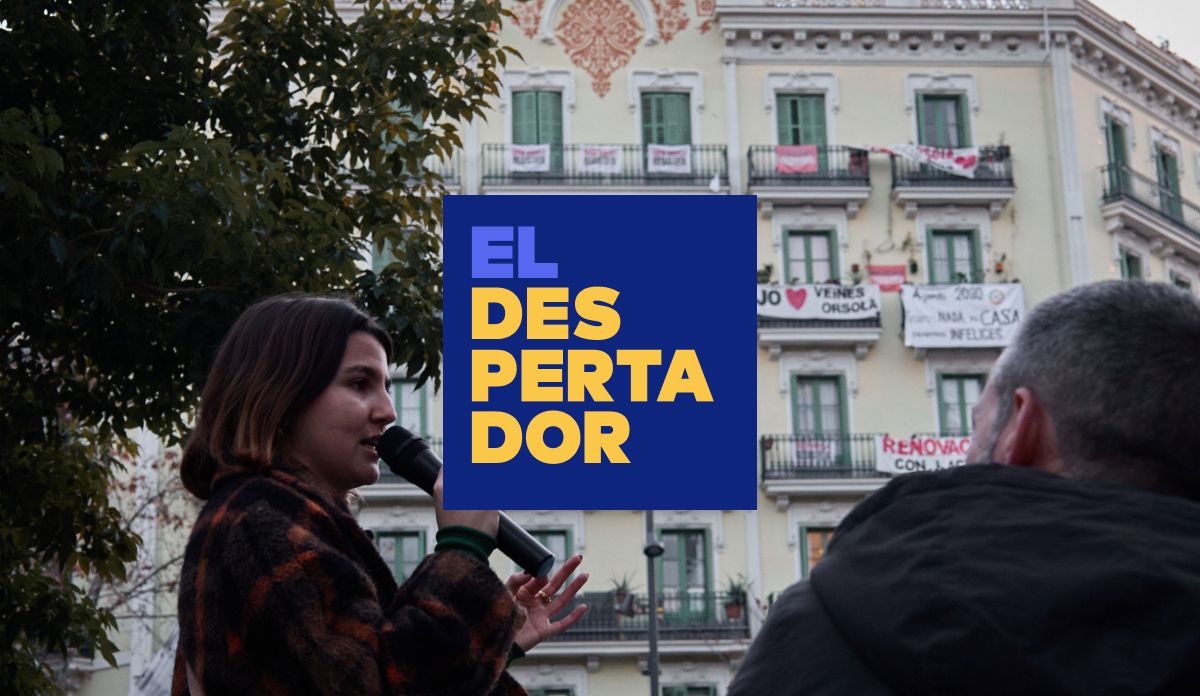 Assemblea del Sindicat de Llogateres davant la Casa Orsola de Barcelona dilluns al vespre