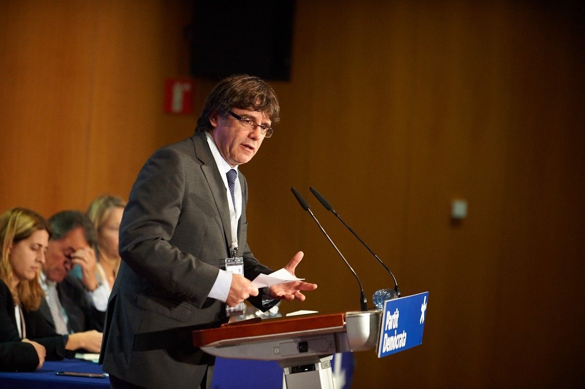 Carles Puigdemont, durant un consell nacional del PDECat